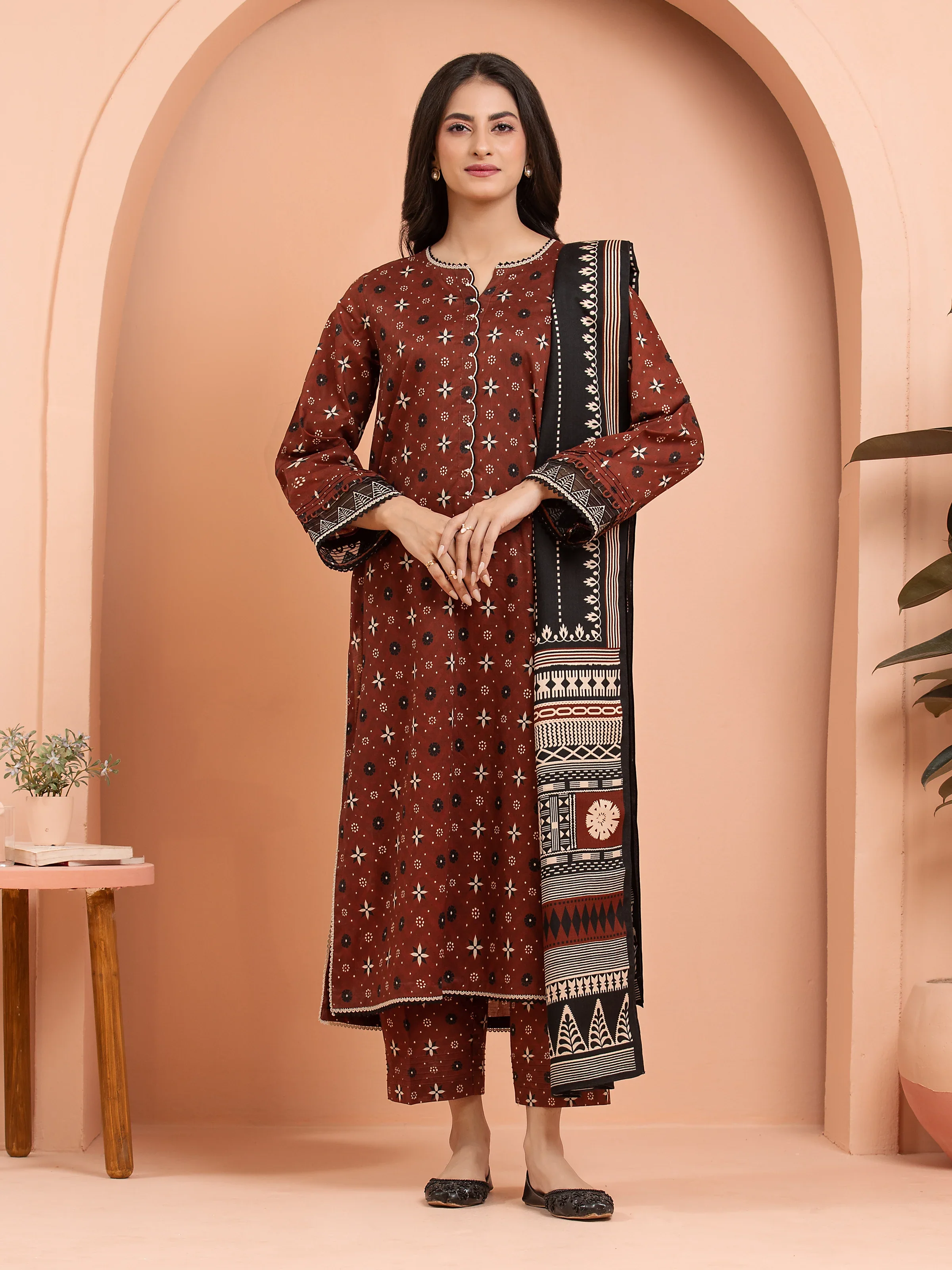 Unstitched Printed Khaddar Suit - EWU24M3-076-3P