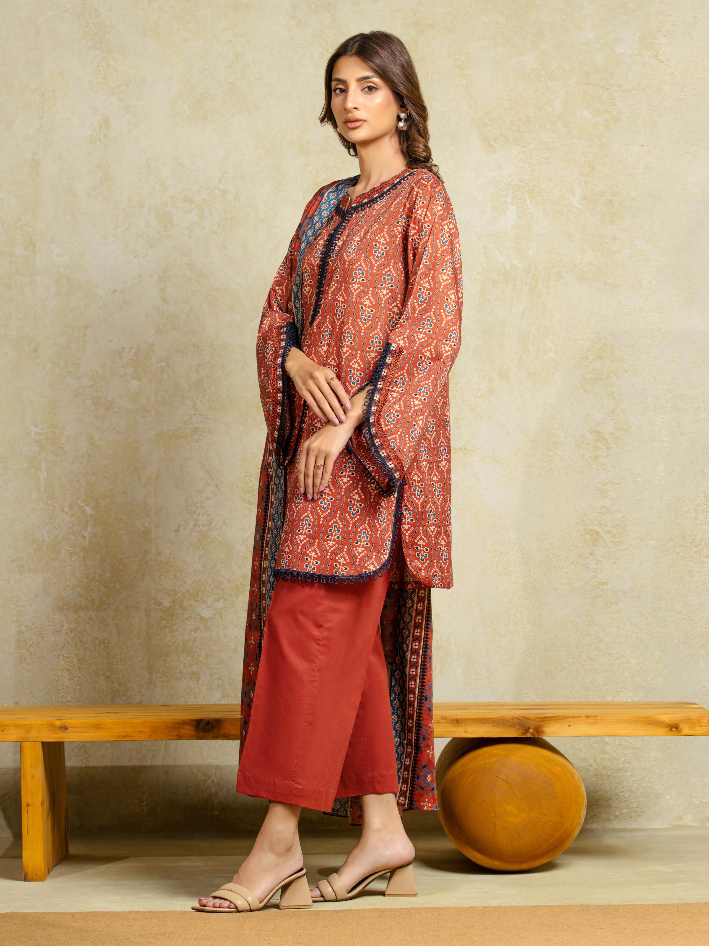 Unstitched Printed Khaddar Suit - EWU5A3-35931-3P - Image 5