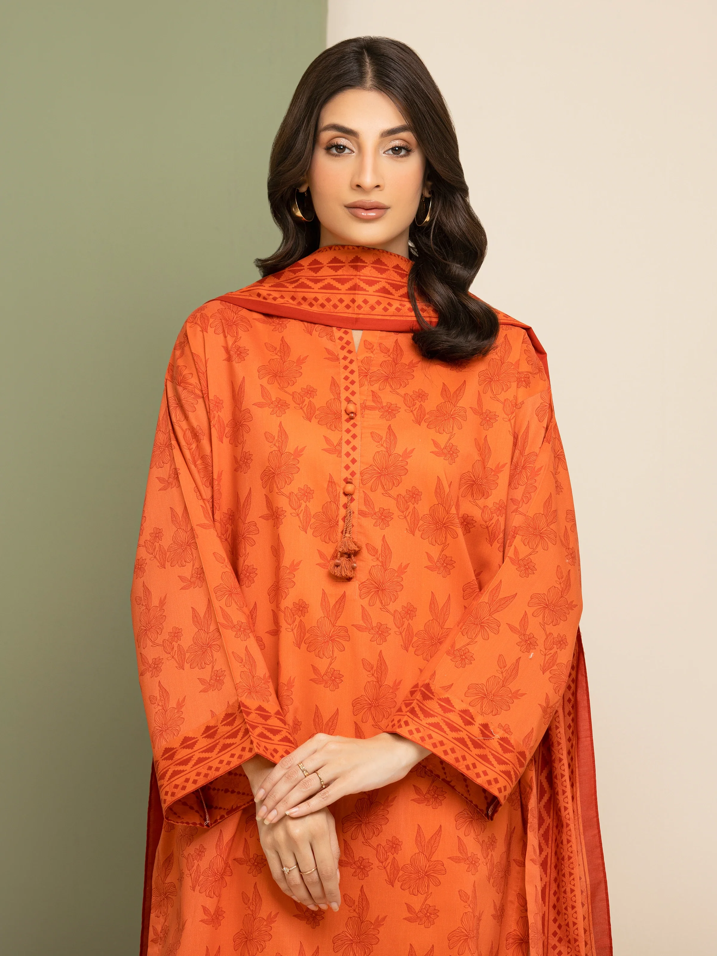 Unstitched Printed Lawn Suit - EWU5A1-35142-3P - Image 4