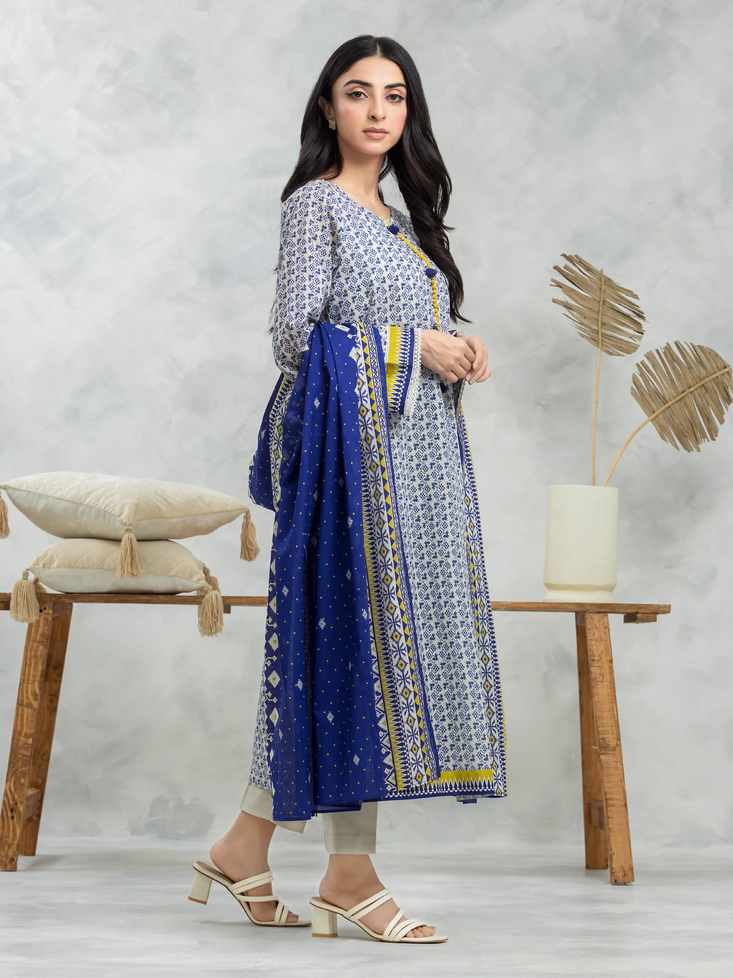 Unstitched Printed Cambric Suit - EWU24A2-28130-3P - Image 2