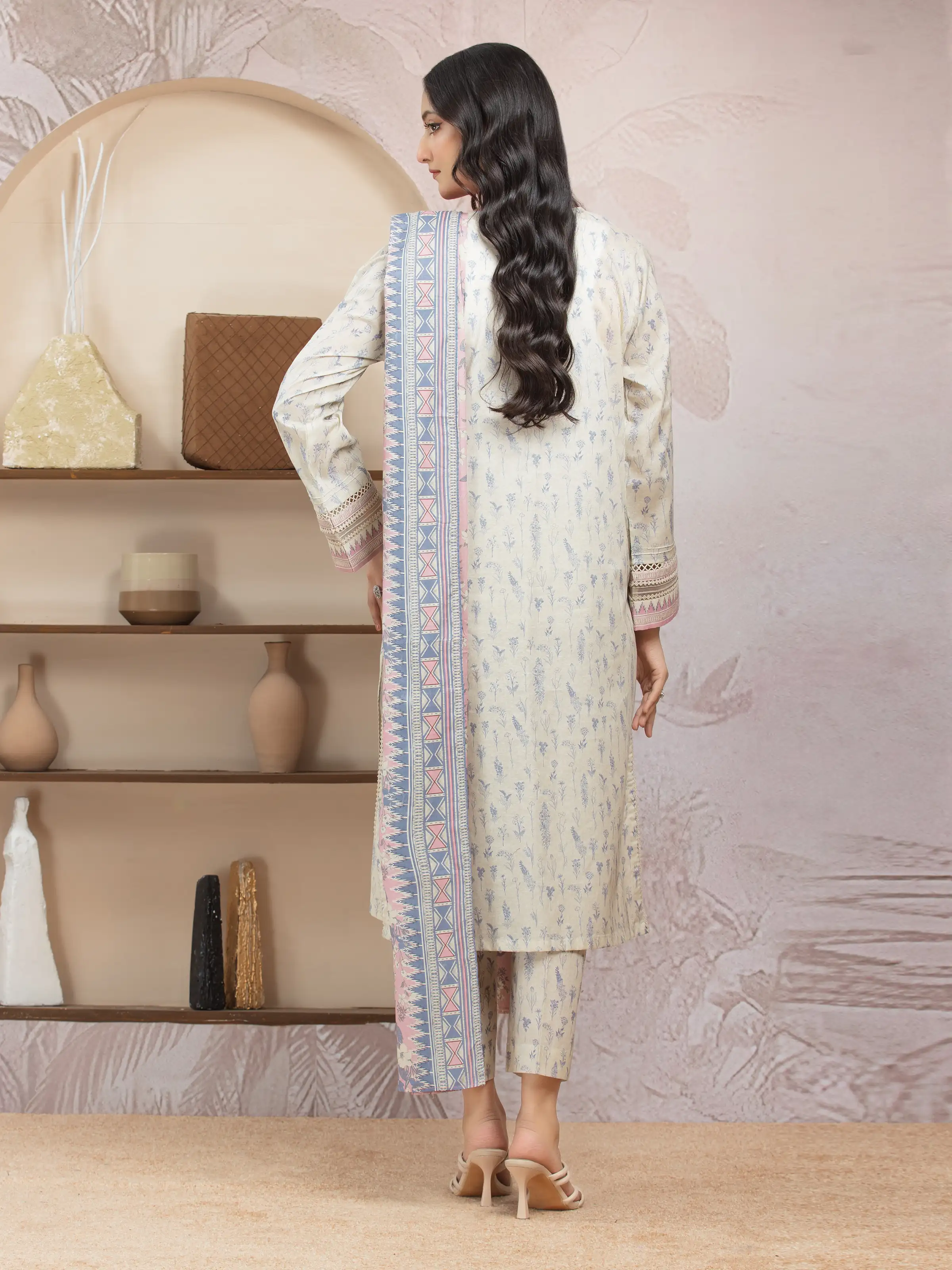 Unstitched Printed Lawn Suit - EWU5A1-35021-3P - Image 2