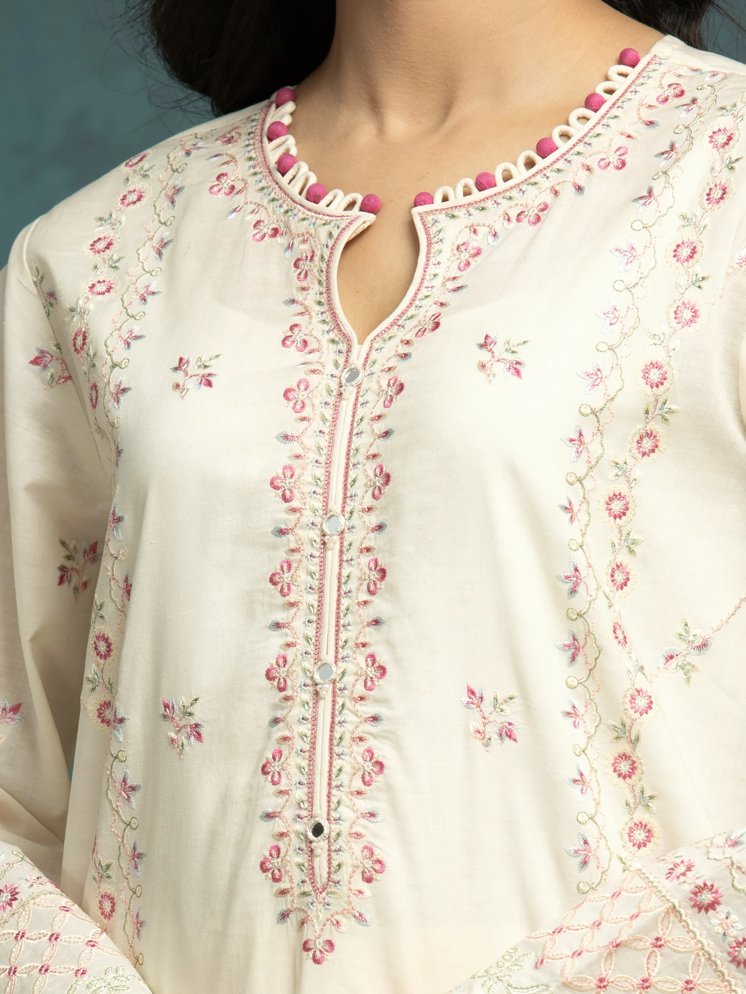 Unstitched Embroidered Cambric Suit - EWU24V2-31012-3P - Image 2