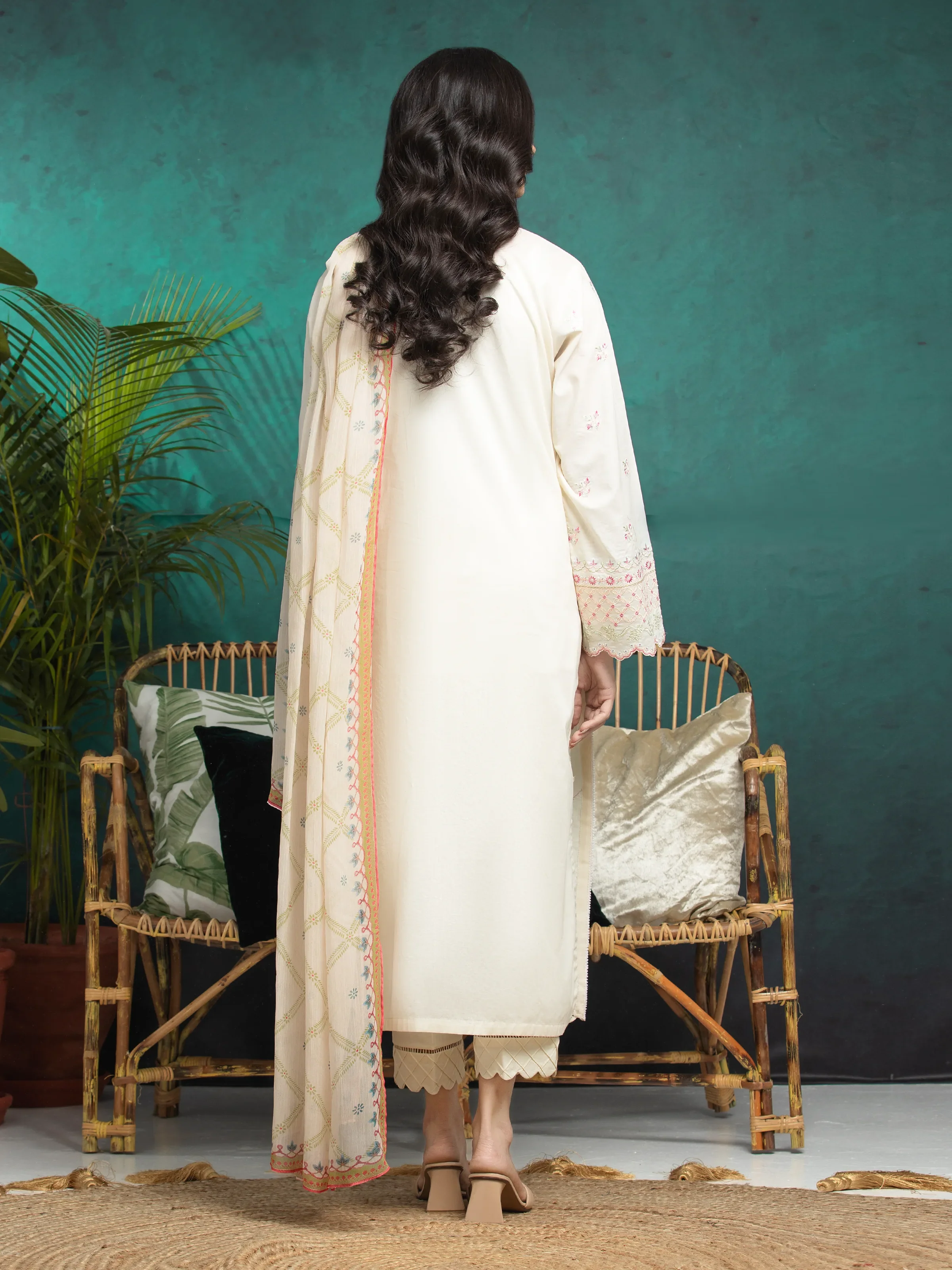 Unstitched Embroidered Cambric Suit - EWU24V2-31012-3P - Image 4