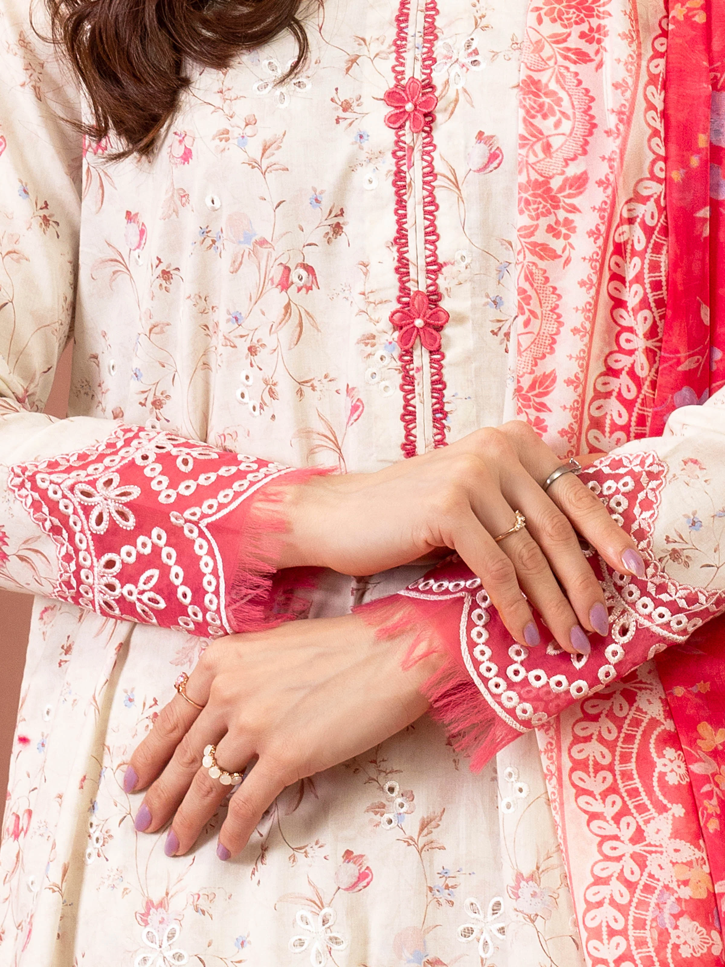 Unstitched Embroidered Lawn Suit - EWU5V1-31448-3P - Image 3