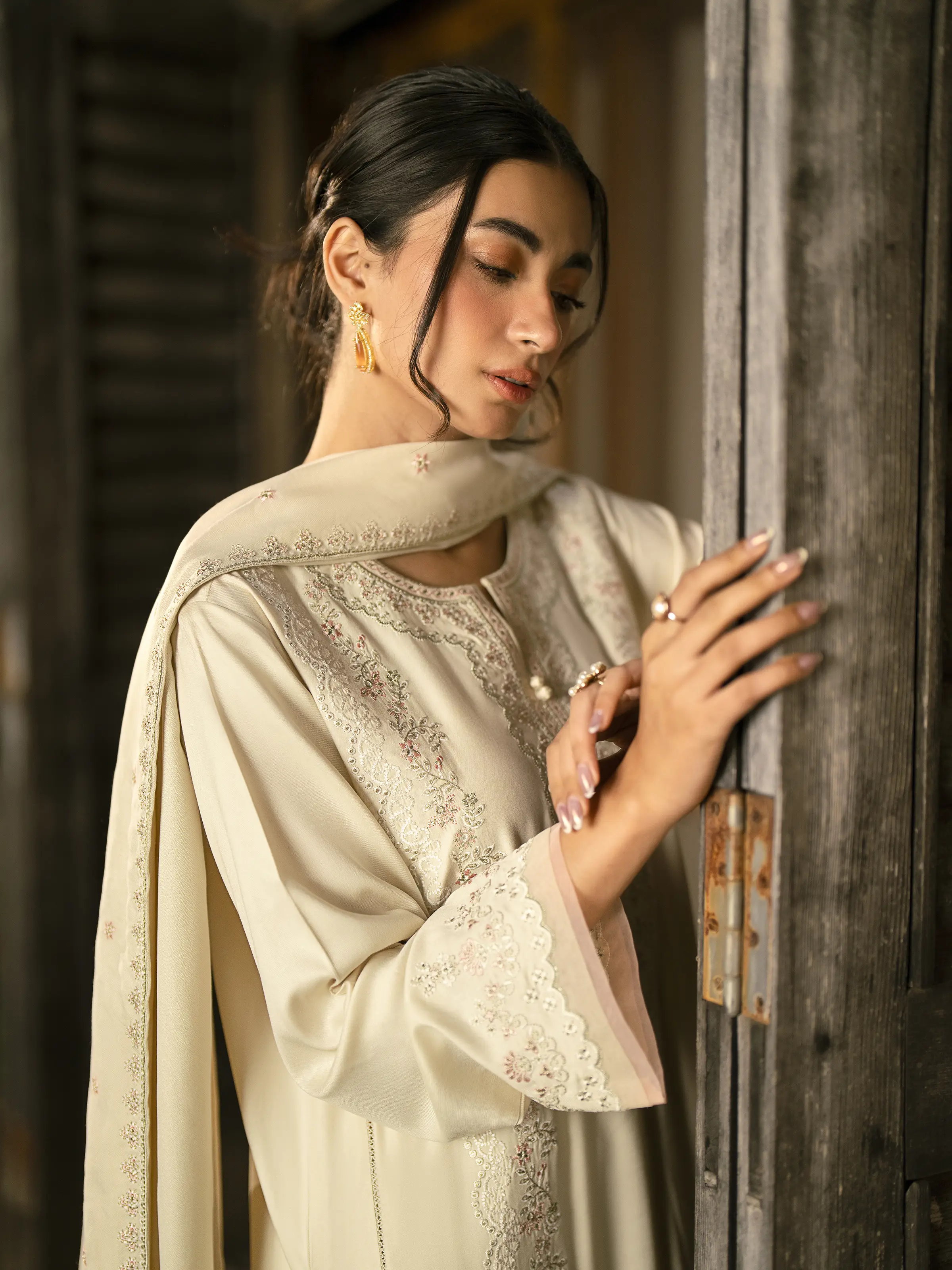 Unstitched Embroidered Marina Twill Suit - EWU24V14-30203-3P - Image 6