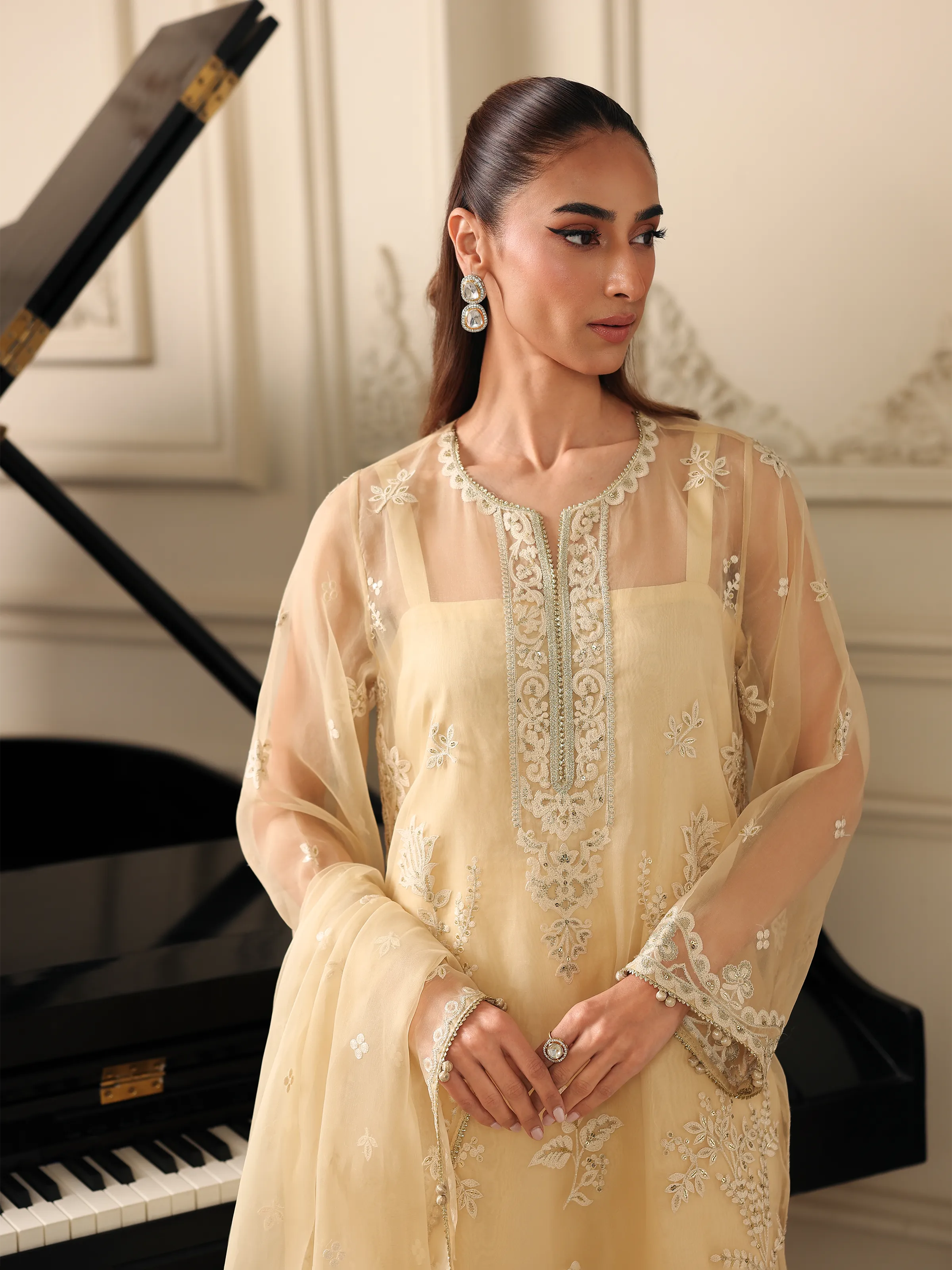 Unstitched Embroidered Organza Suit - EWU5V4-31261-3P - Image 2