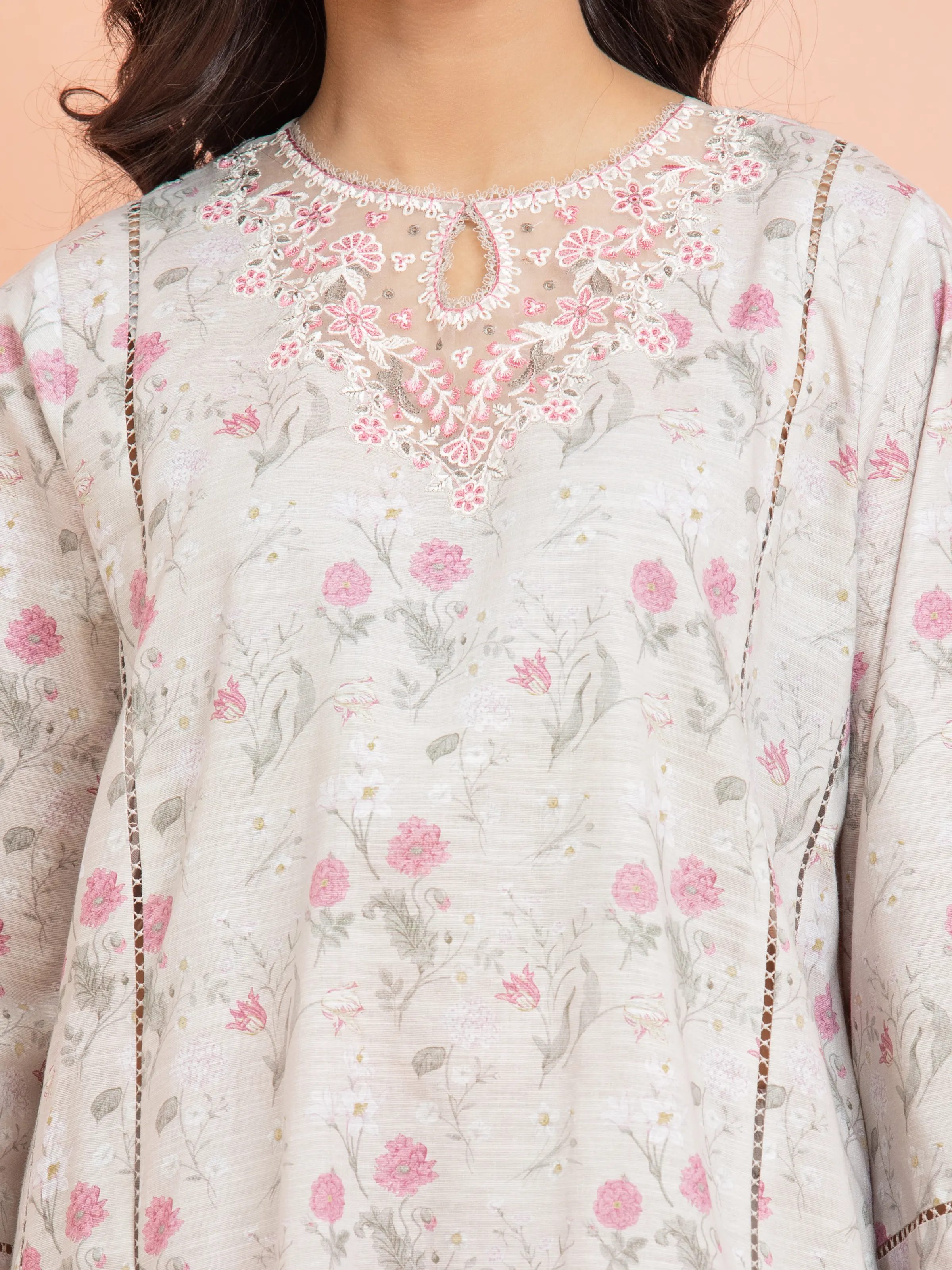 Unstitched Embroidered Khaddar Suit - EWU24V11-30200-3P - Image 3