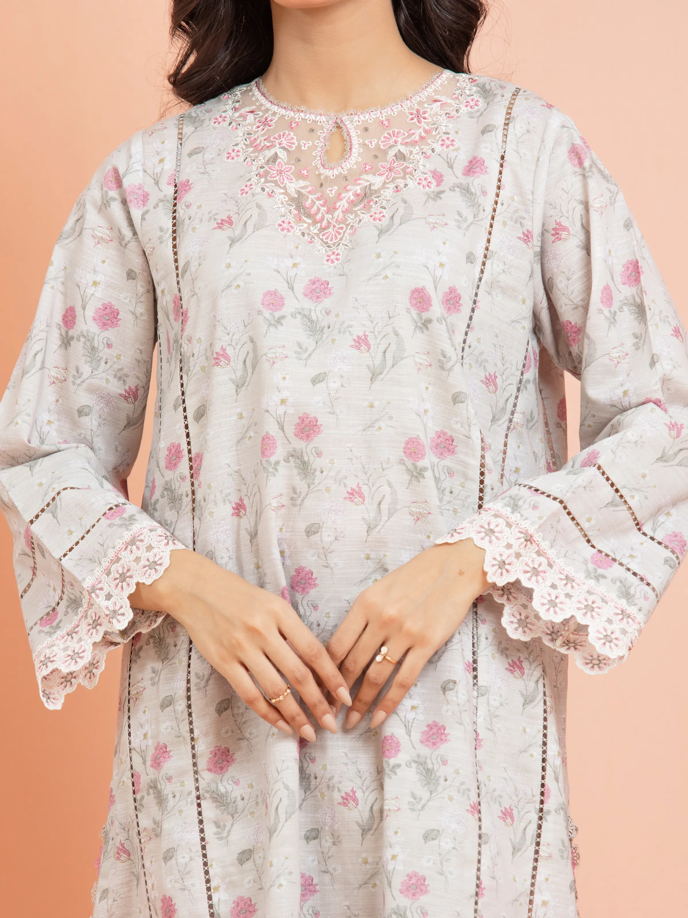 Unstitched Embroidered Khaddar Suit - EWU24V11-30200-3P - Image 4
