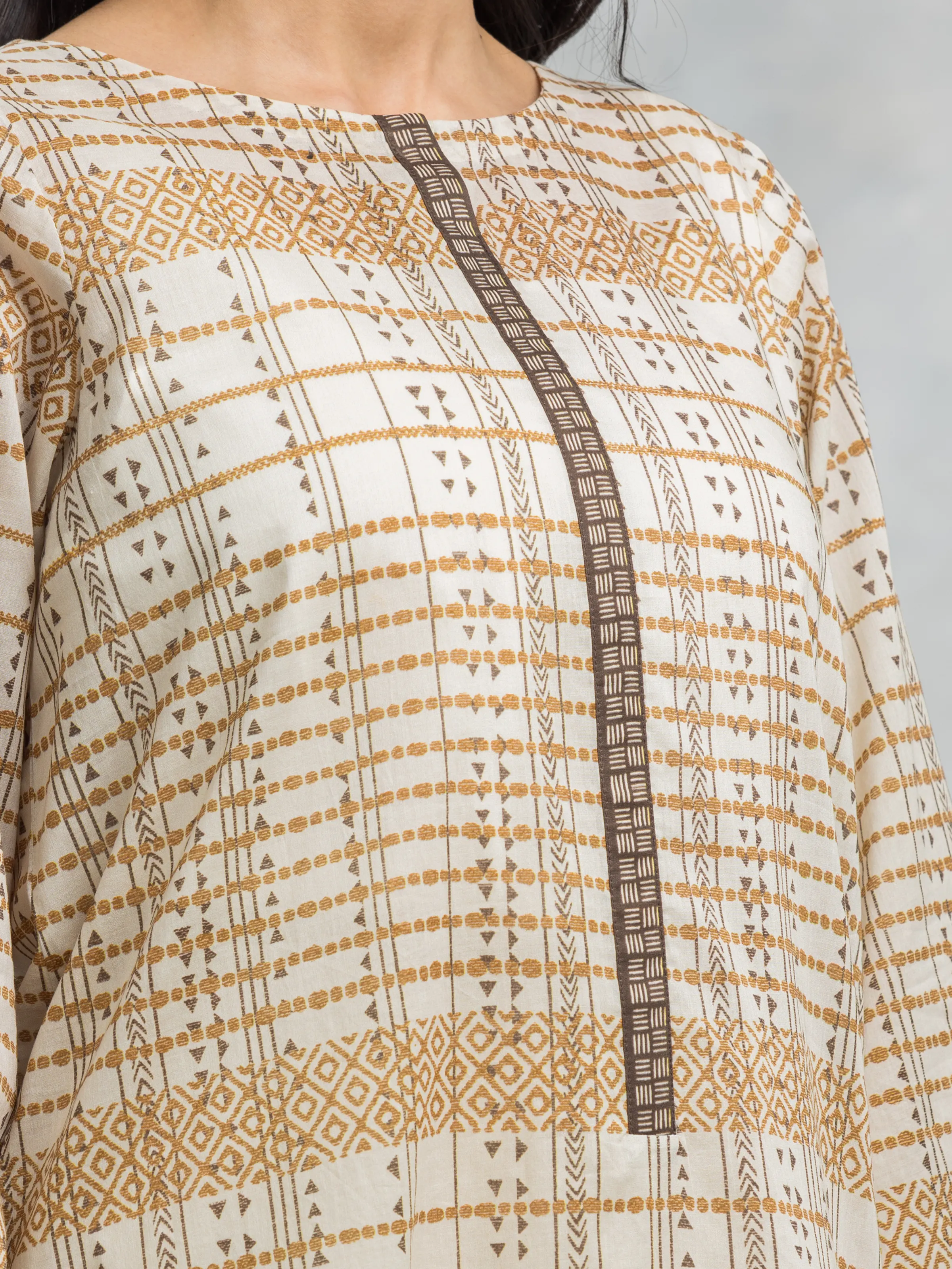 Unstitched Printed Khaddar Suit - EWU24A3-28465-3P - Image 3