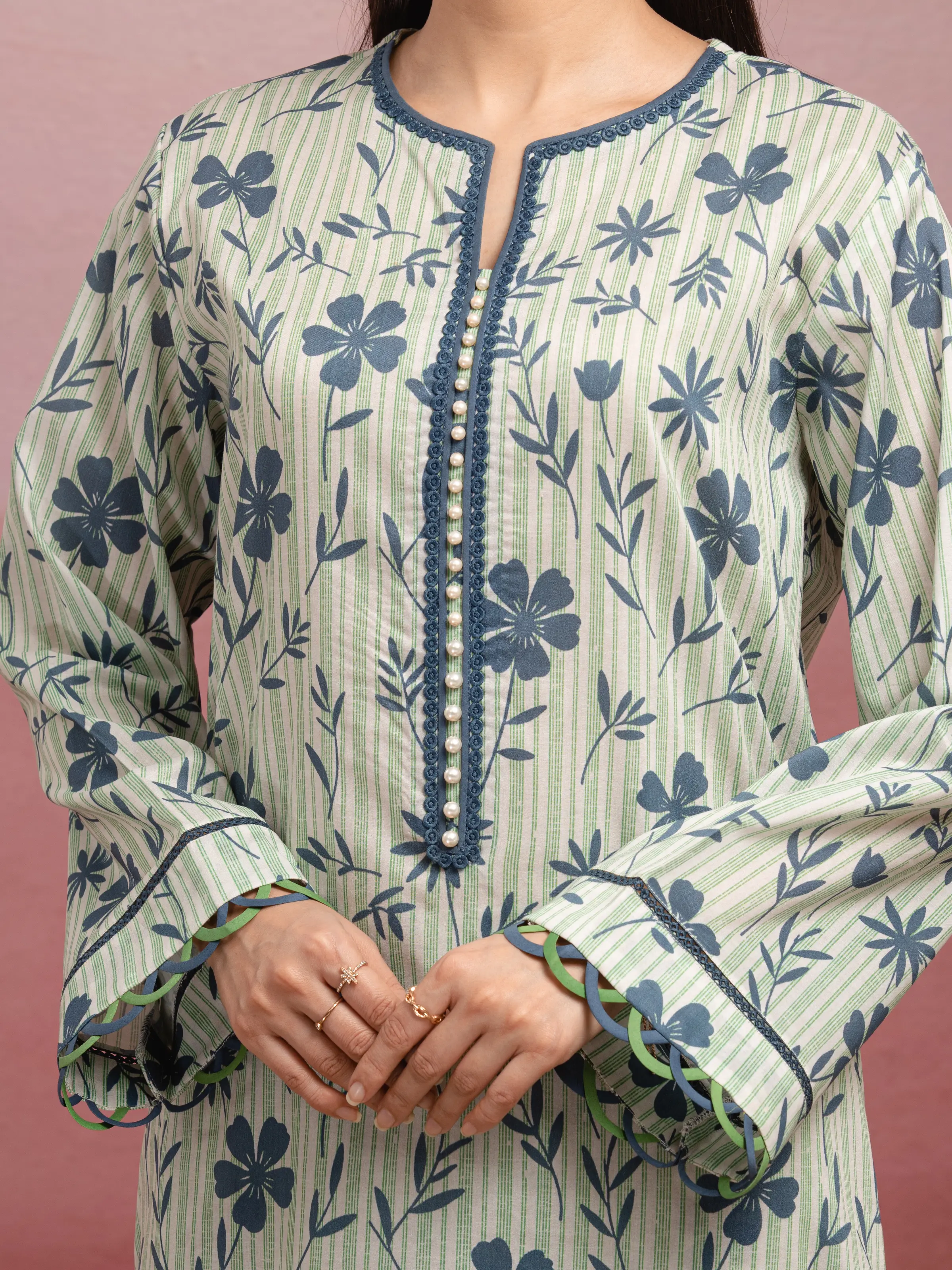 Unstitched Printed Lawn Suit - EWU5A1-35057-3P - Image 4