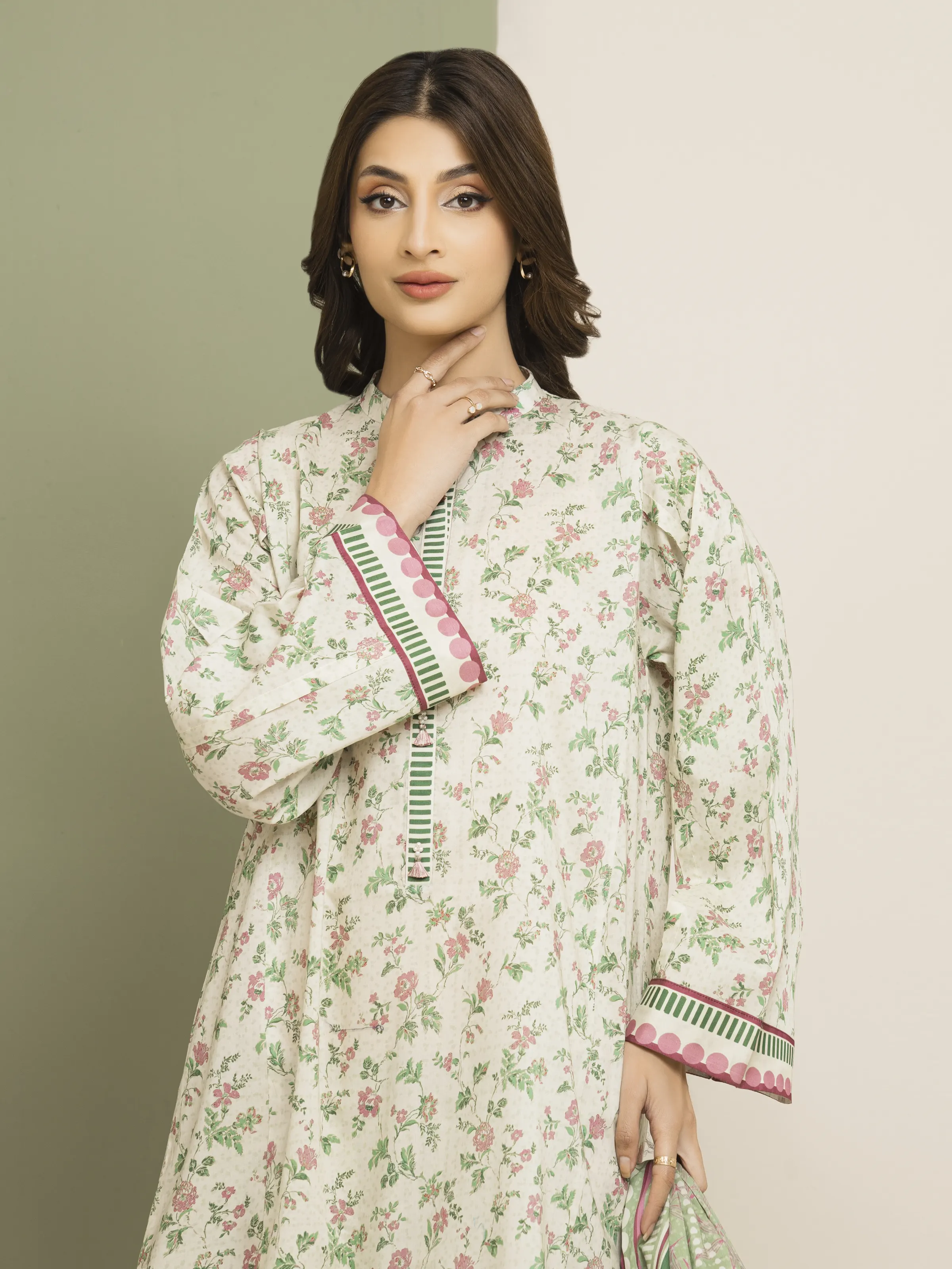 Unstitched Printed Lawn Shirt Dupatta - EWU5A1-35152SD - Image 2
