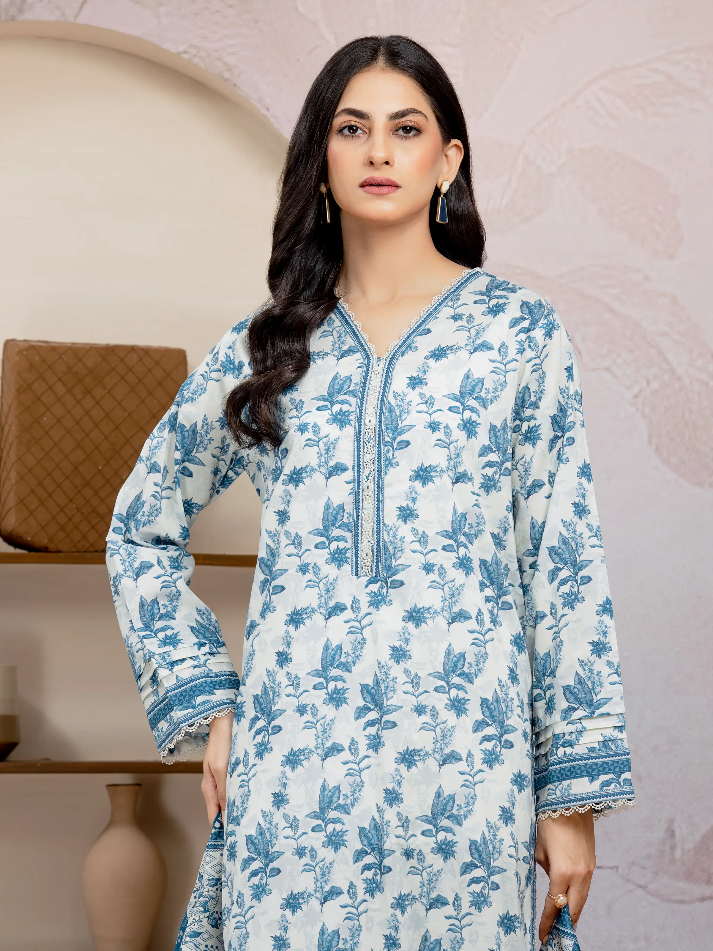 Unstitched Printed Lawn Suit - EWU5A1-35019-3P - Image 4
