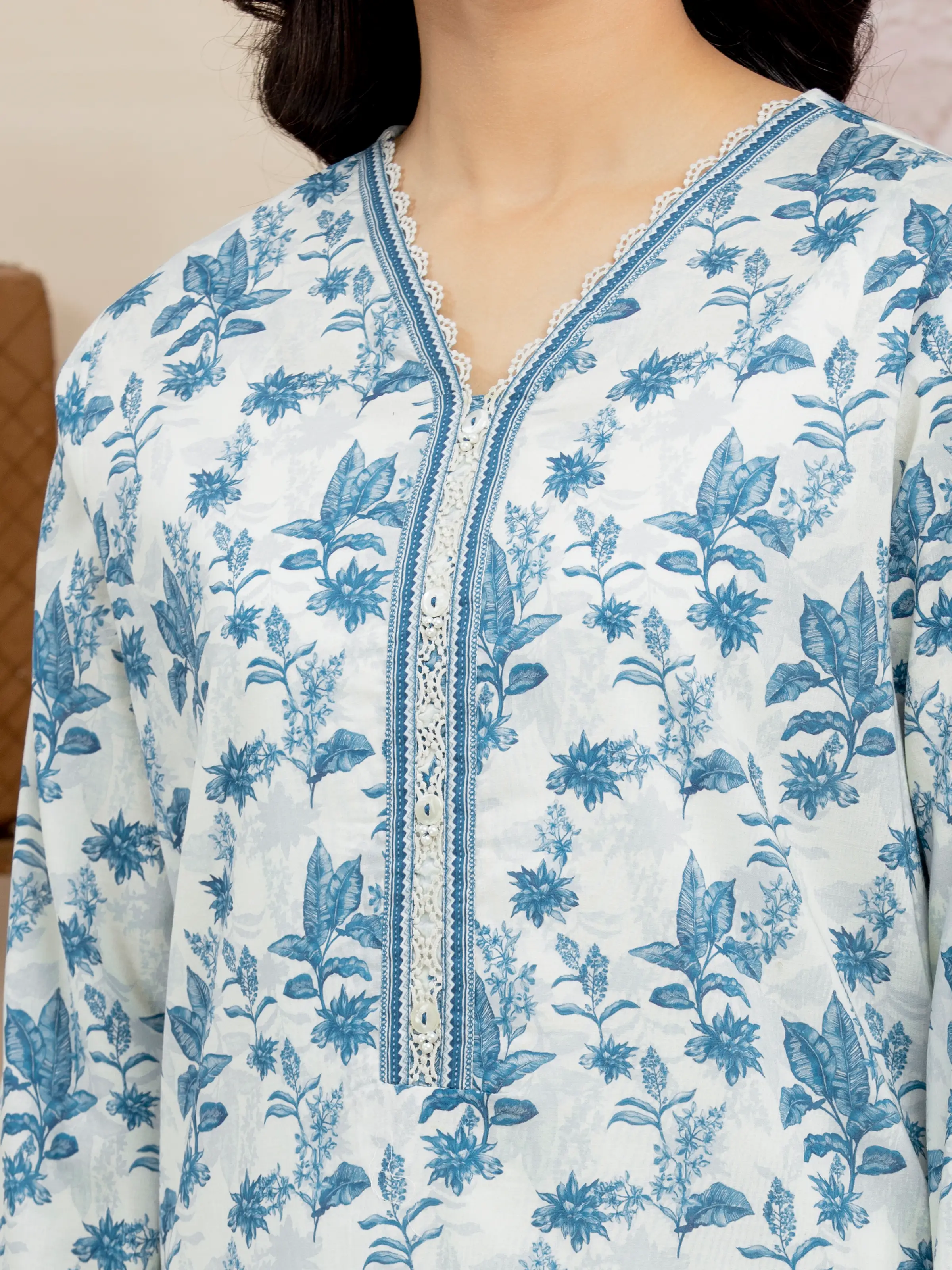 Unstitched Printed Lawn Suit - EWU5A1-35019-3P - Image 6