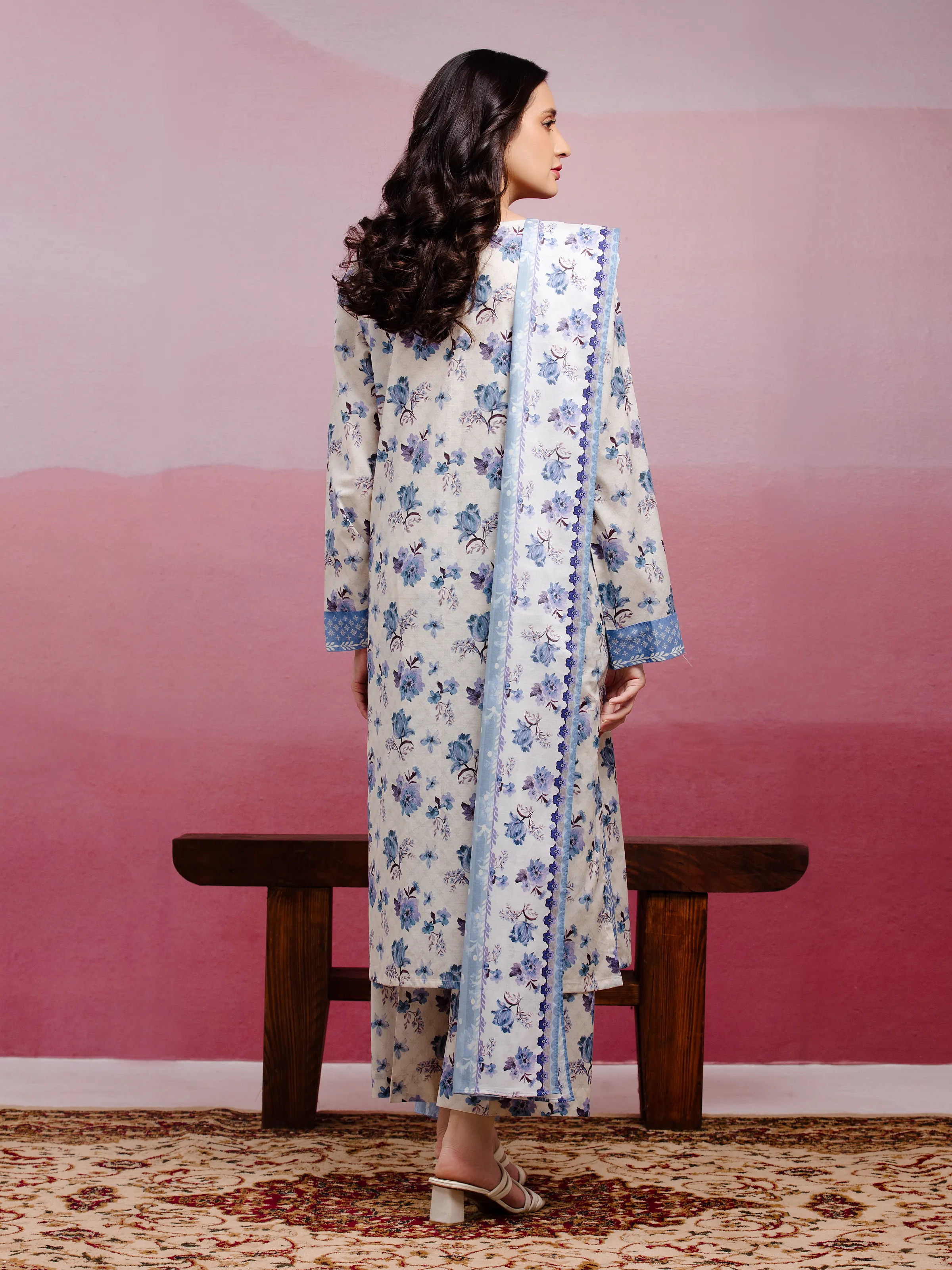 Unstitched Printed Lawn Suit - EWU5A1-35022-3P - Image 4