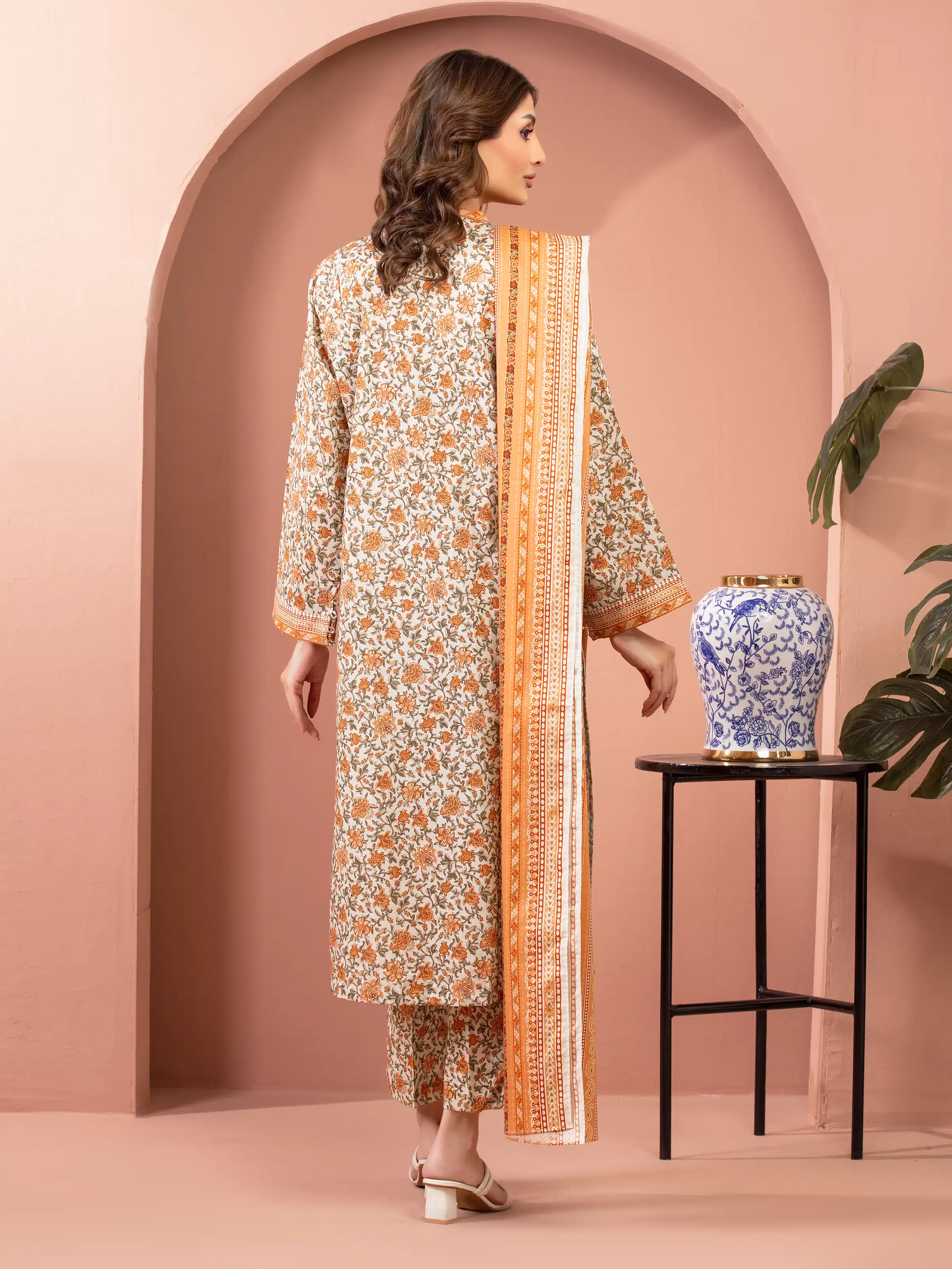 Unstitched Printed Lawn Suit - EWU5A1-35153-3P - Image 6