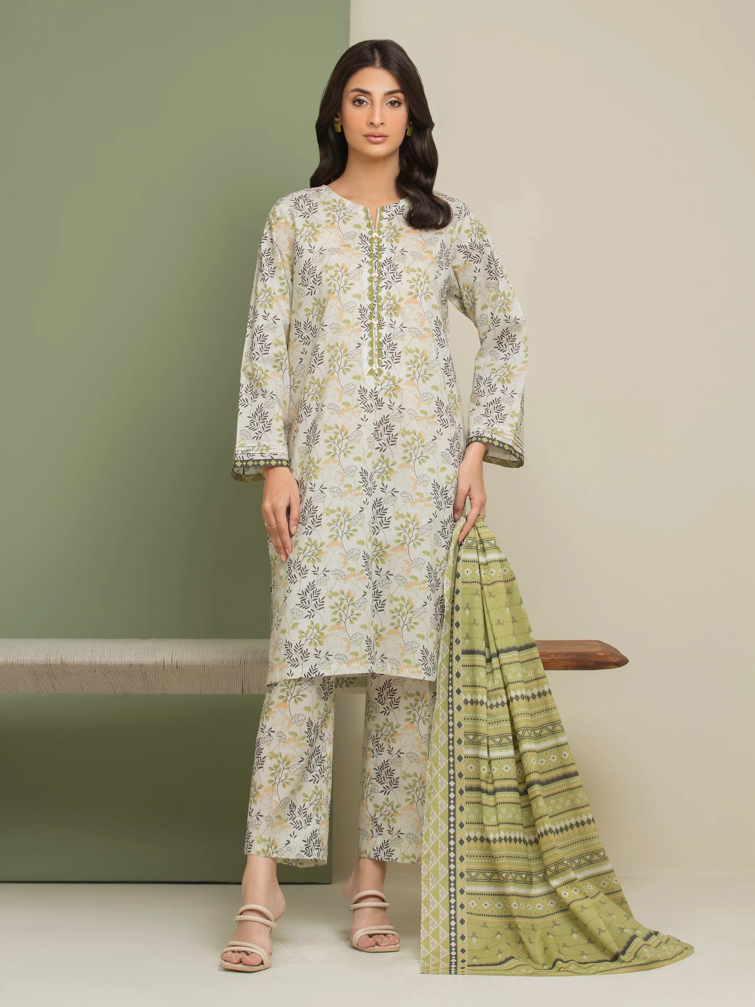 Unstitched Printed Lawn Suit - EWU5A1-35192-3P