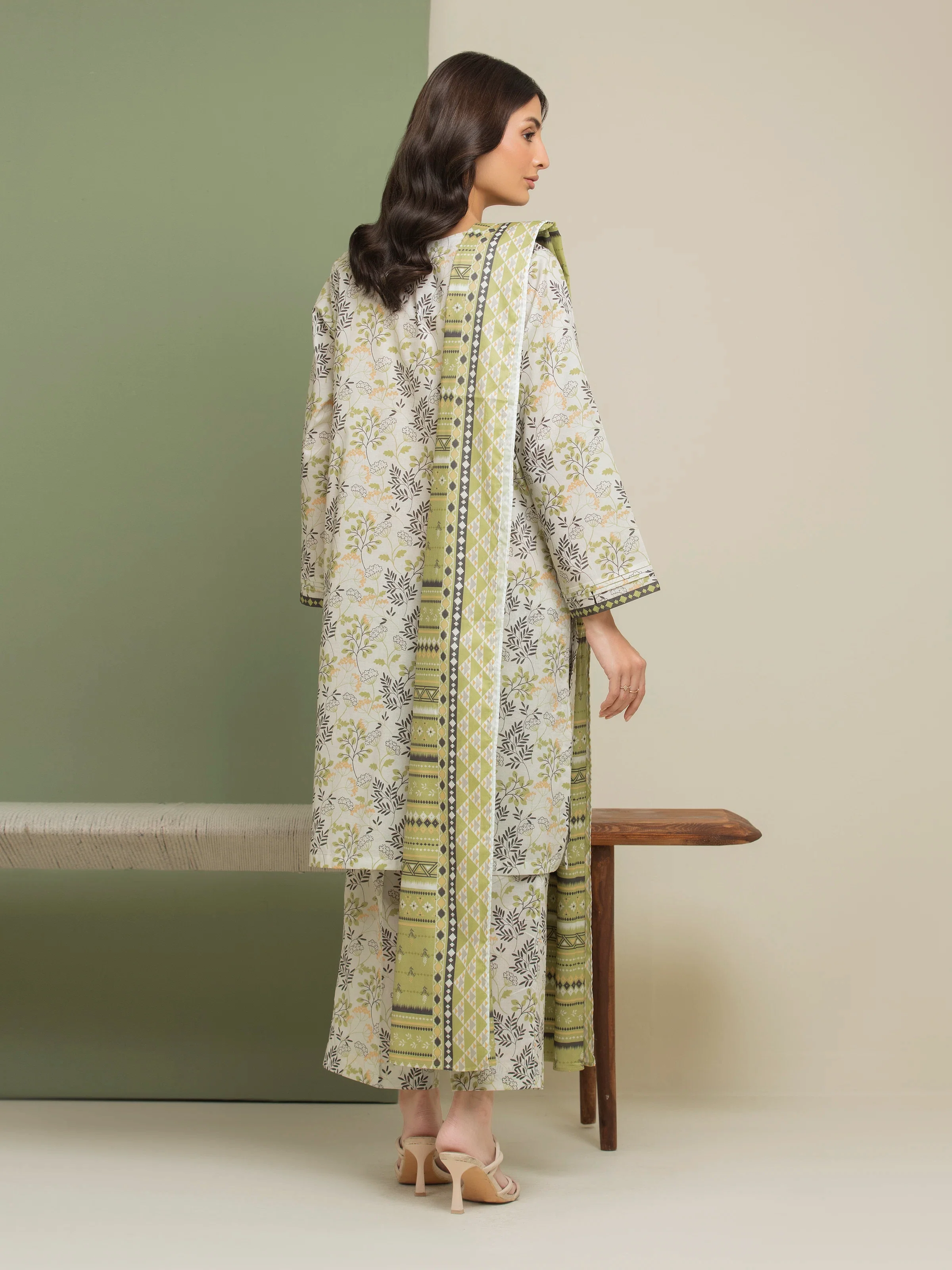 Unstitched Printed Lawn Suit - EWU5A1-35192-3P - Image 2