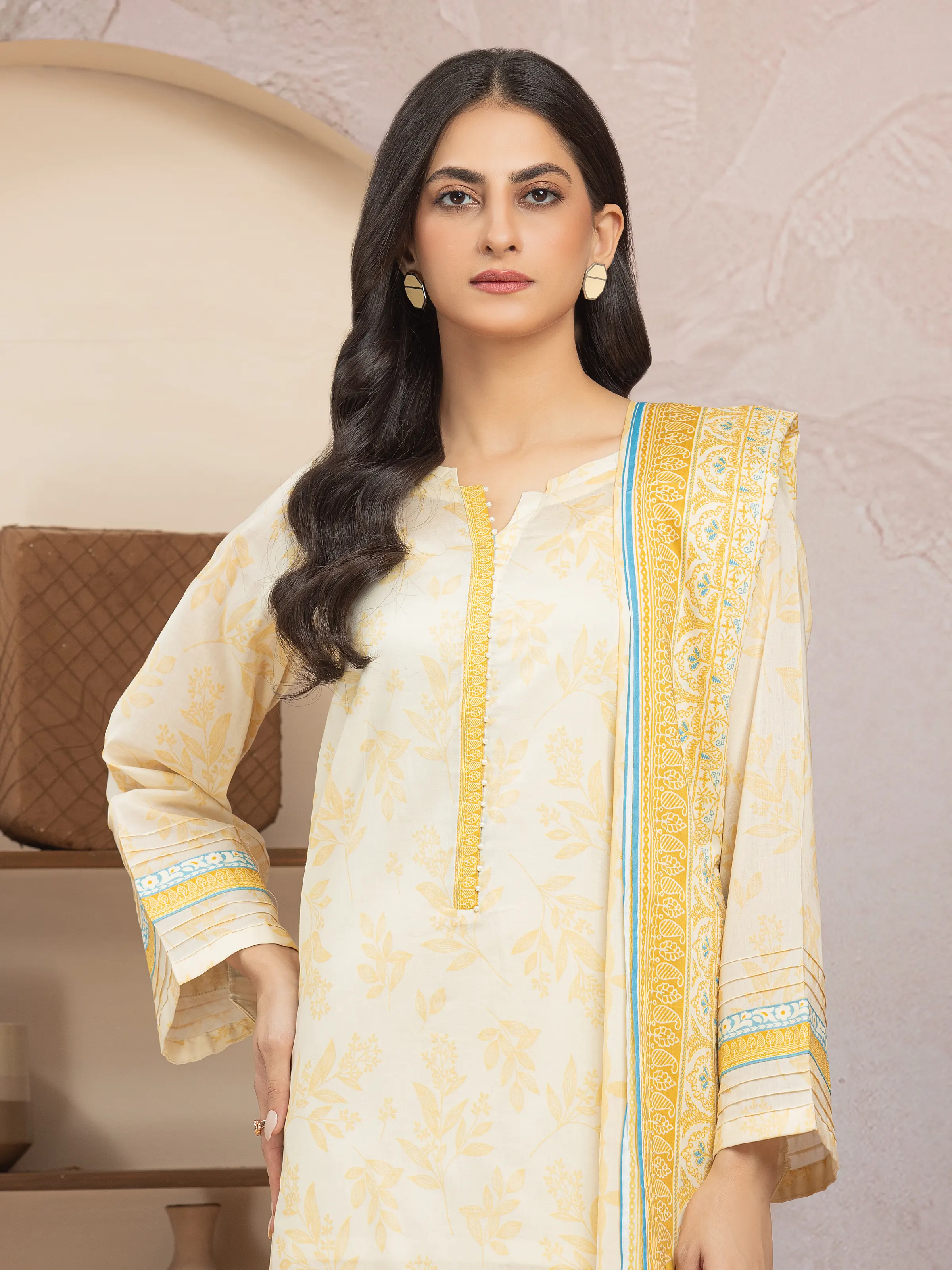 Unstitched Printed Lawn Suit - EWU5A1-35201-3P - Image 3