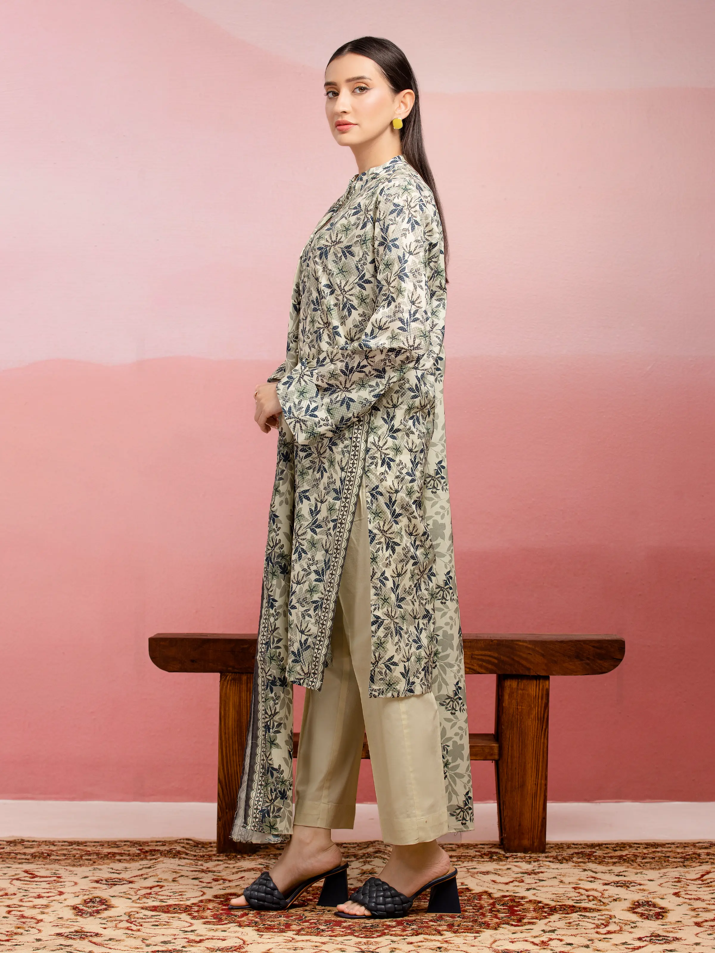 Unstitched Printed Lawn Suit - EWU5A1-35227-3P - Image 3