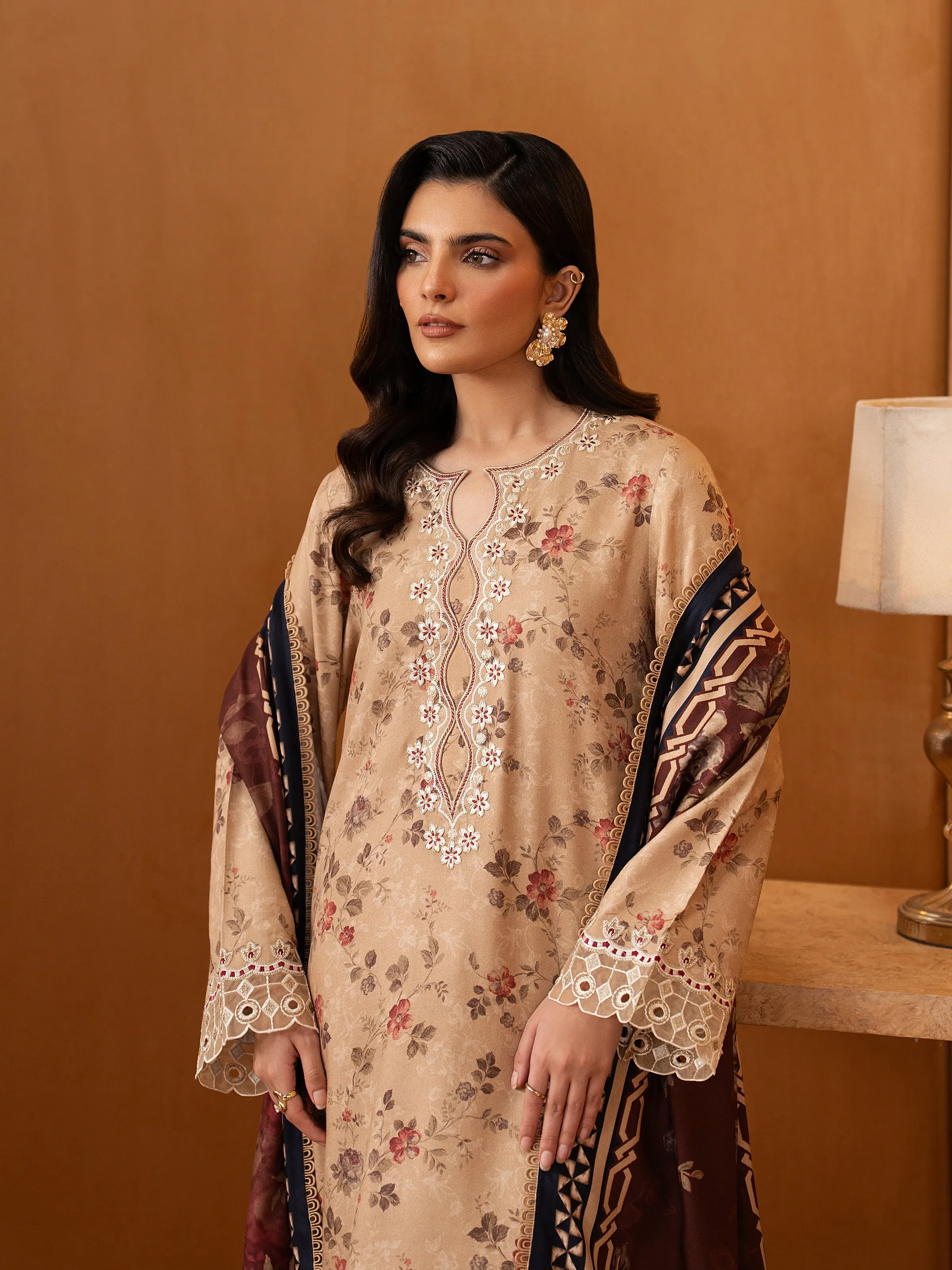 Unstitched Embroidered Twill Viscose Suit - EWU5V20-32087-3P - Image 4