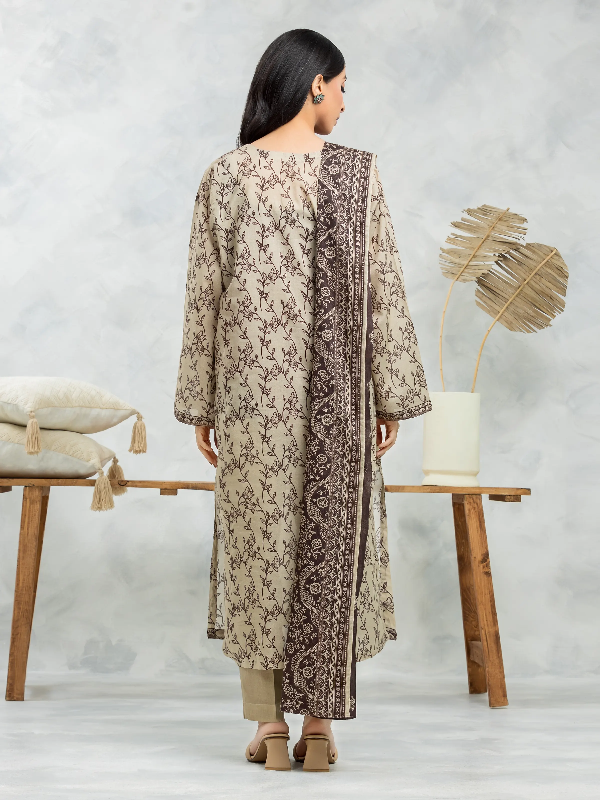 Unstitched Printed Cambric Suit - EWU24A2-29265-3P - Image 2