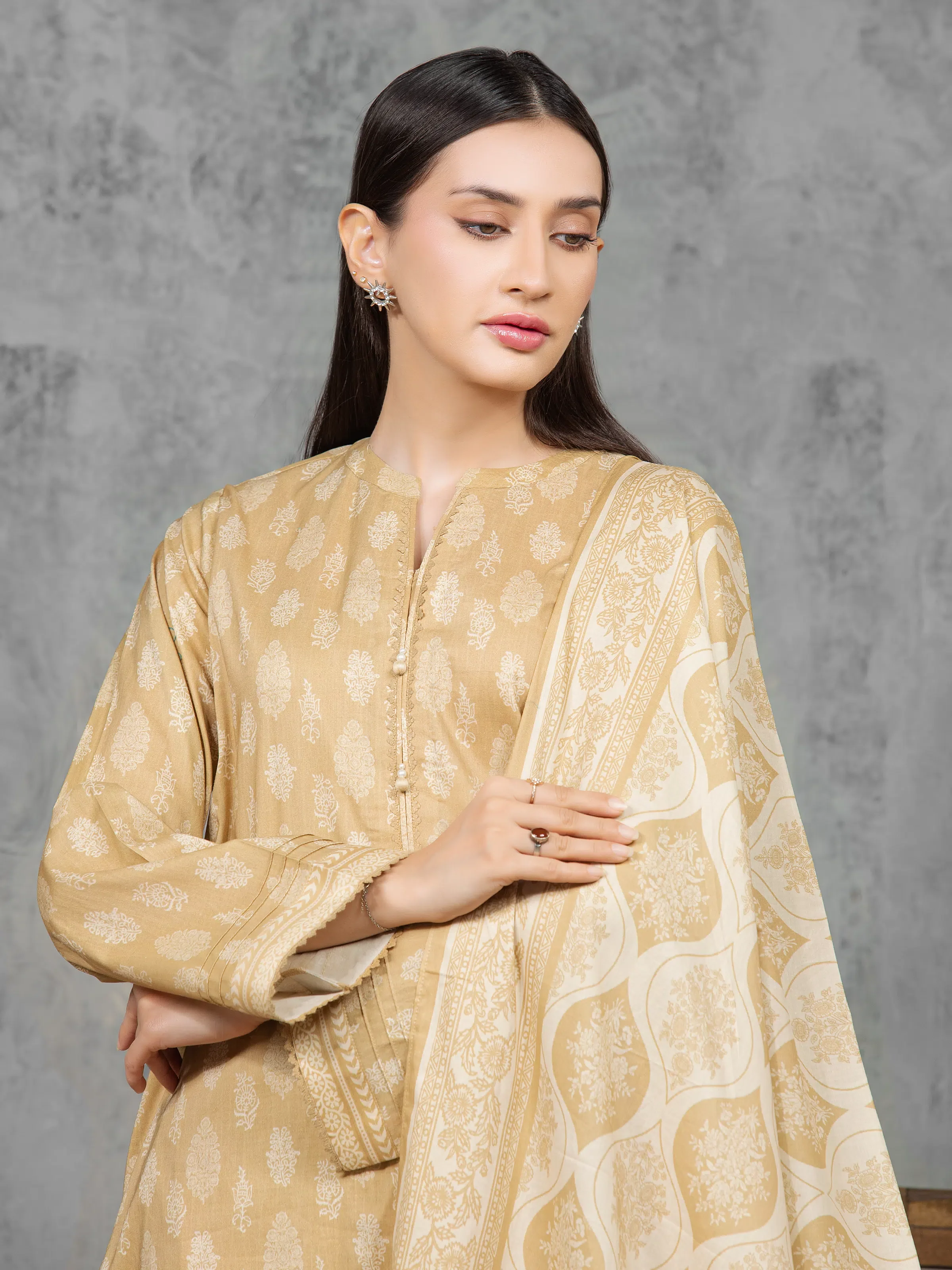 Unstitched Printed Cambric Suit - EWU5A2-35853-3P - Image 2