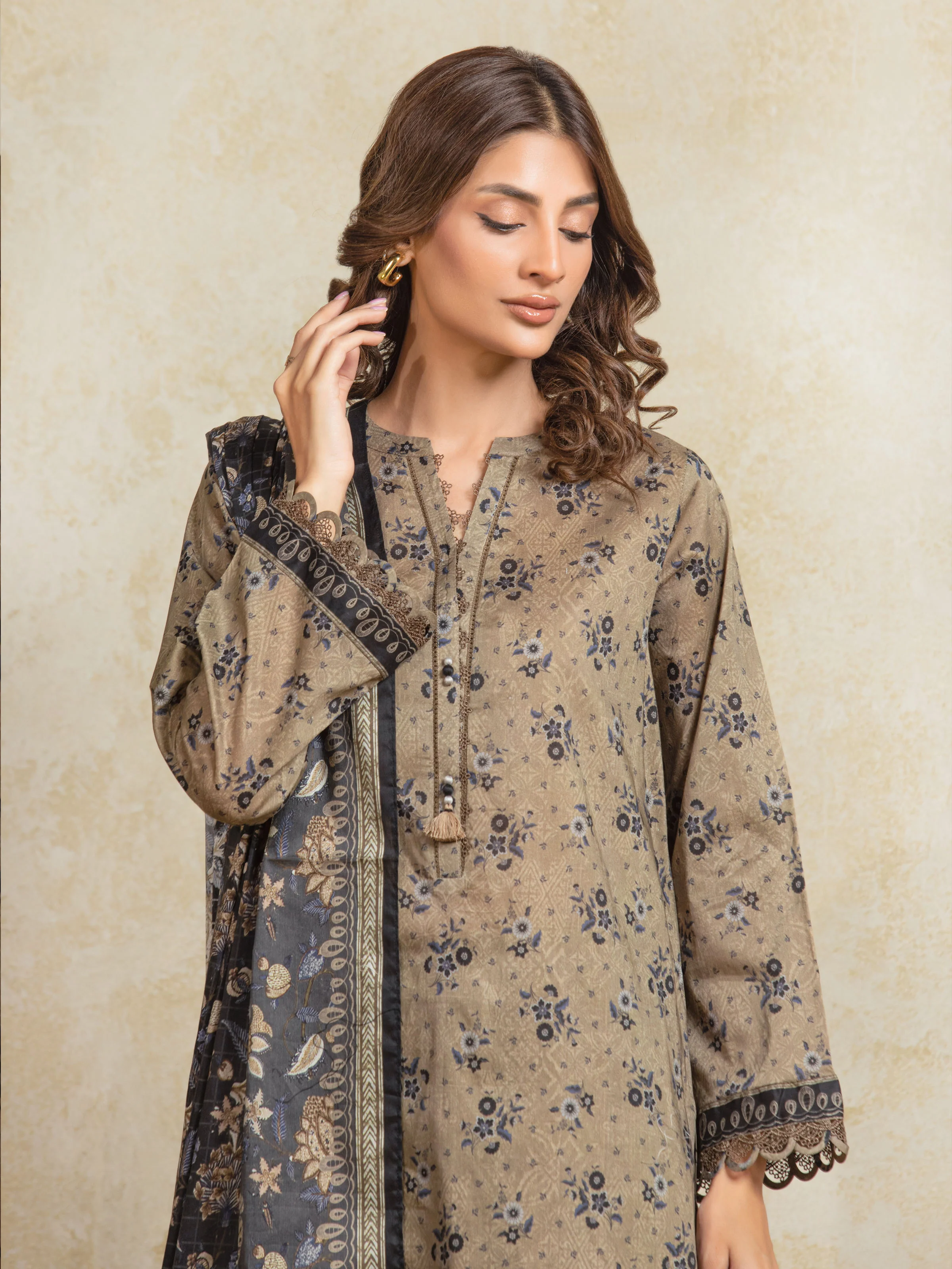 Unstitched Printed Khaddar Suit - EWU5A3-35964-3P - Image 2