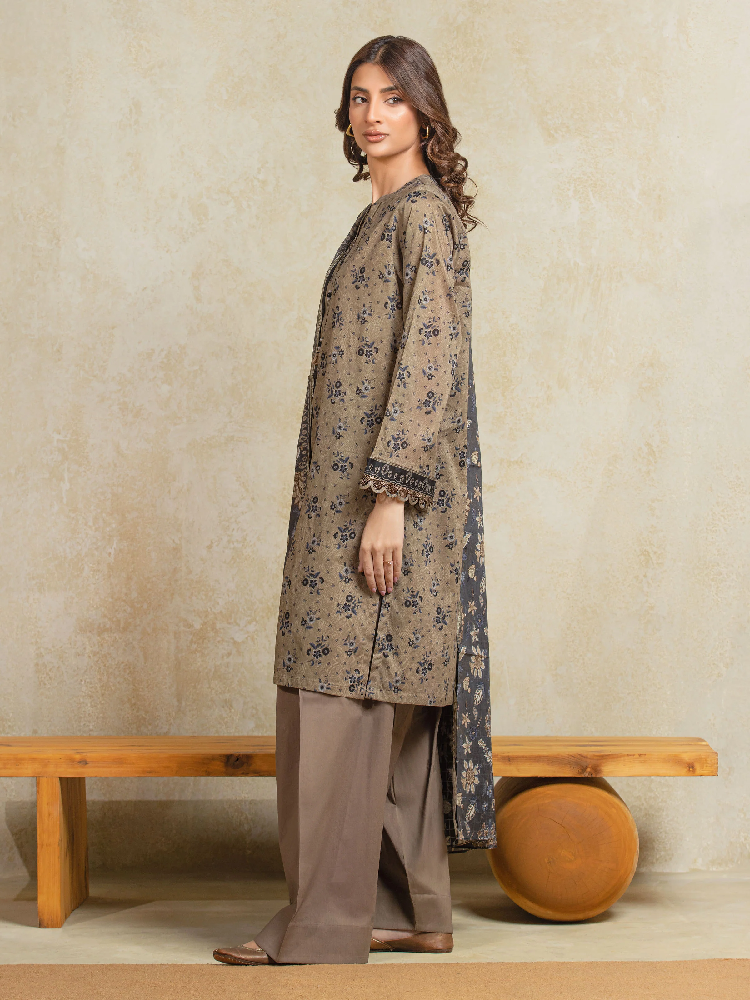 Unstitched Printed Khaddar Suit - EWU5A3-35964-3P - Image 5