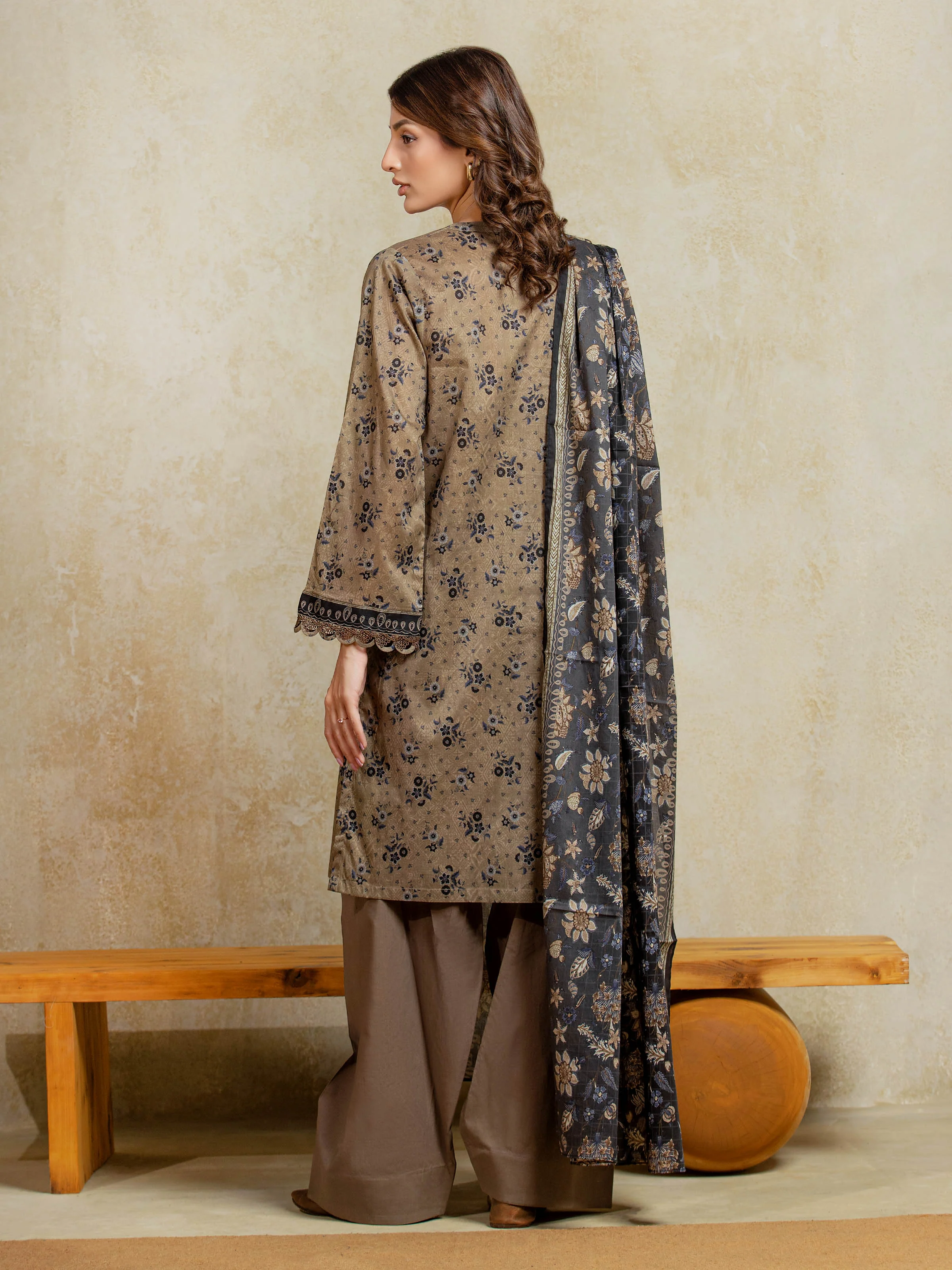 Unstitched Printed Khaddar Suit - EWU5A3-35964-3P - Image 6
