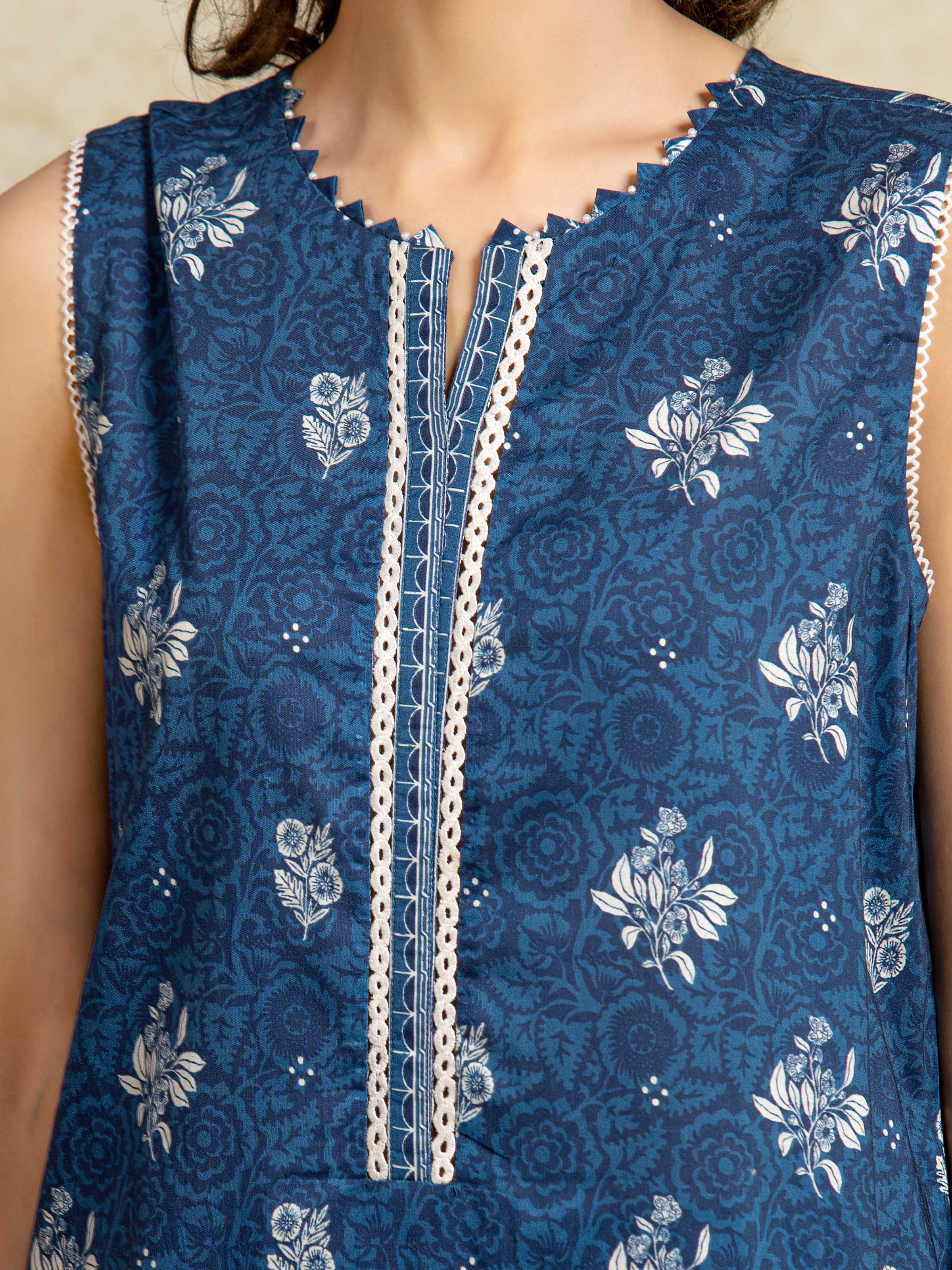 Unstitched Printed Khaddar Suit - EWU5A3-36092-3P - Image 3