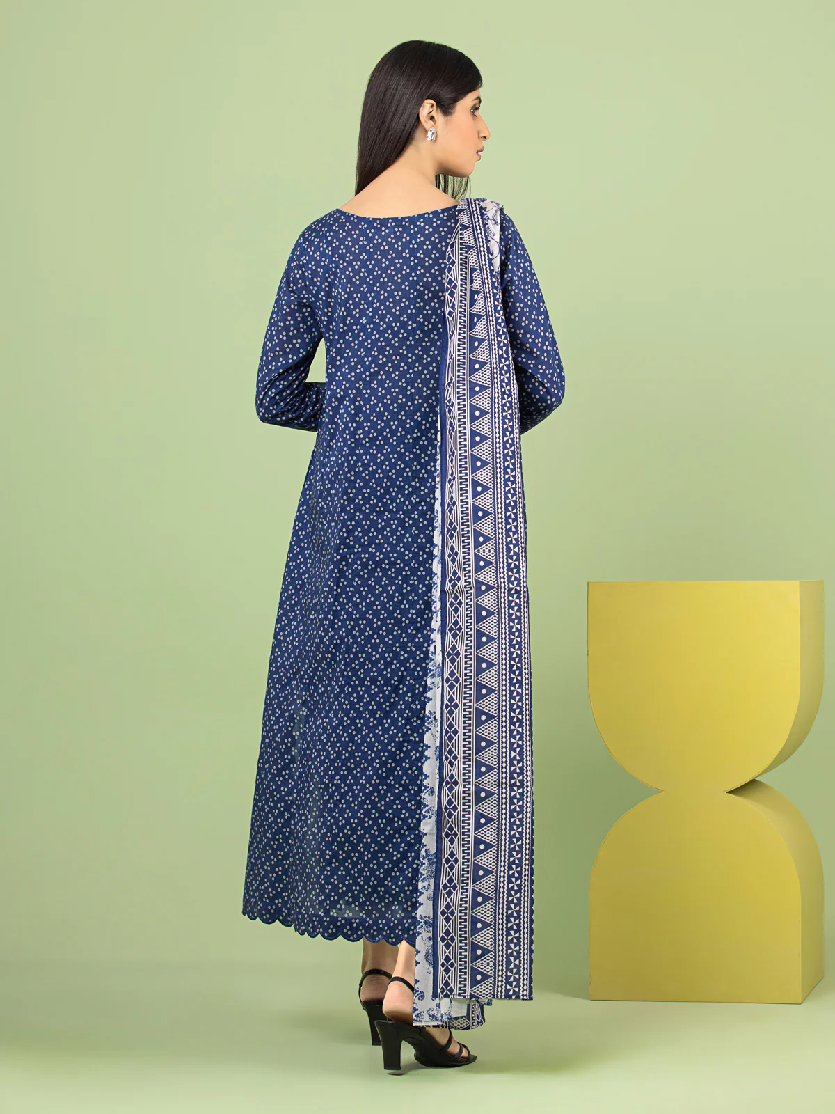 Unstitched Printed Lawn Shirt - EWU23A1-26030S - Image 2