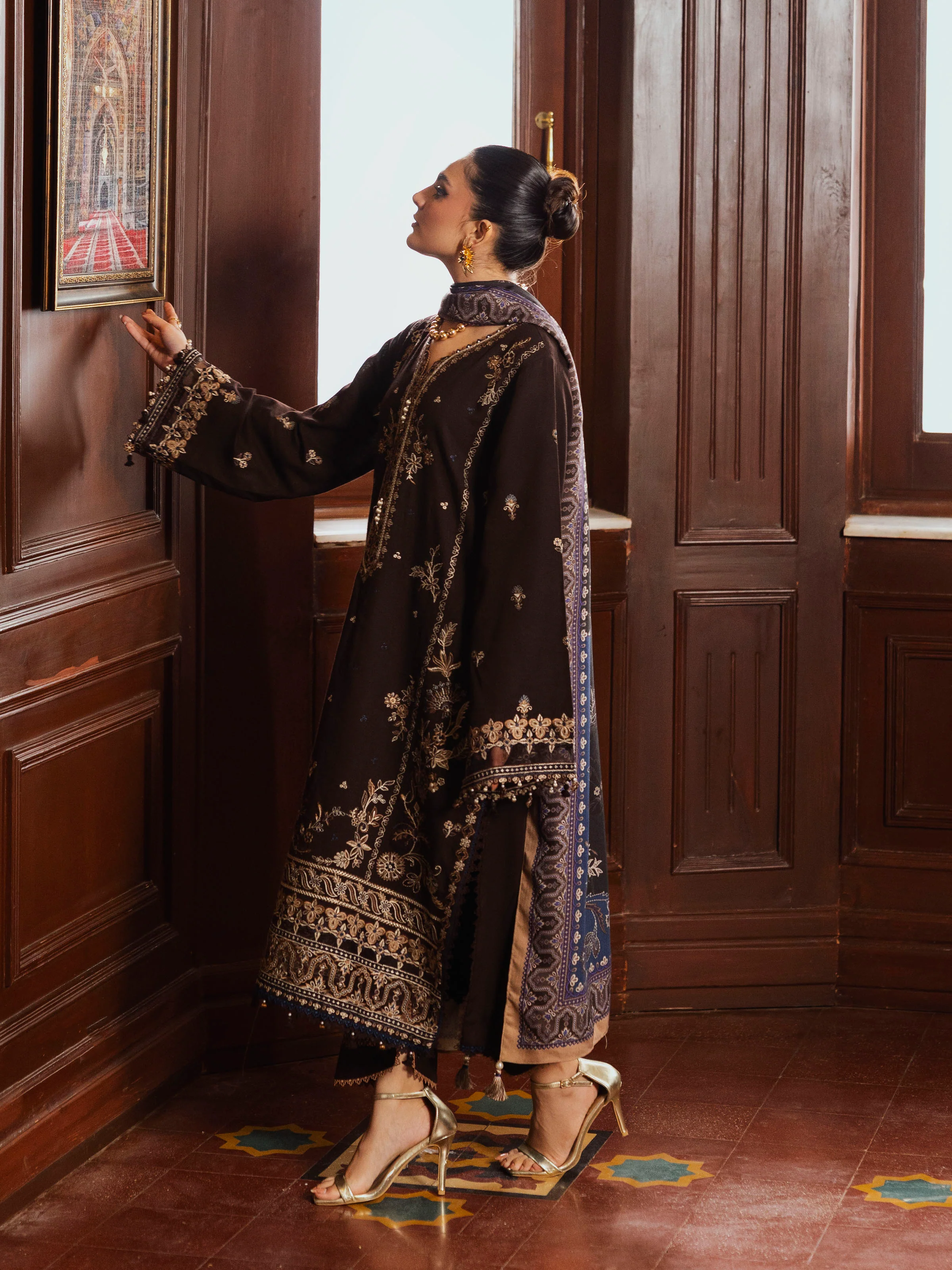 Unstitched Embroidered Khaddar Suit - EWU5V11-32003-3P - Image 4