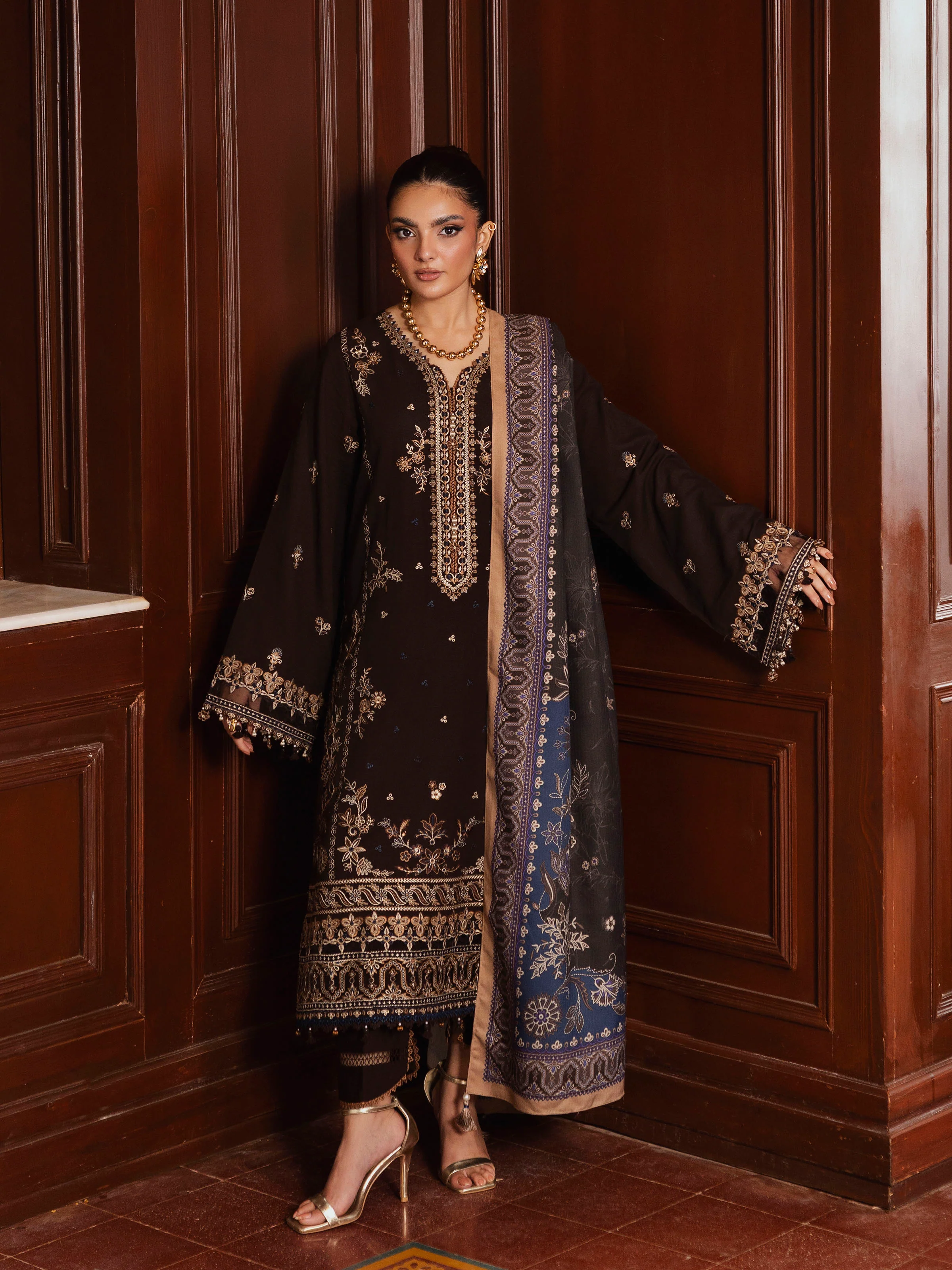 Unstitched Embroidered Khaddar Suit - EWU5V11-32003-3P - Image 5