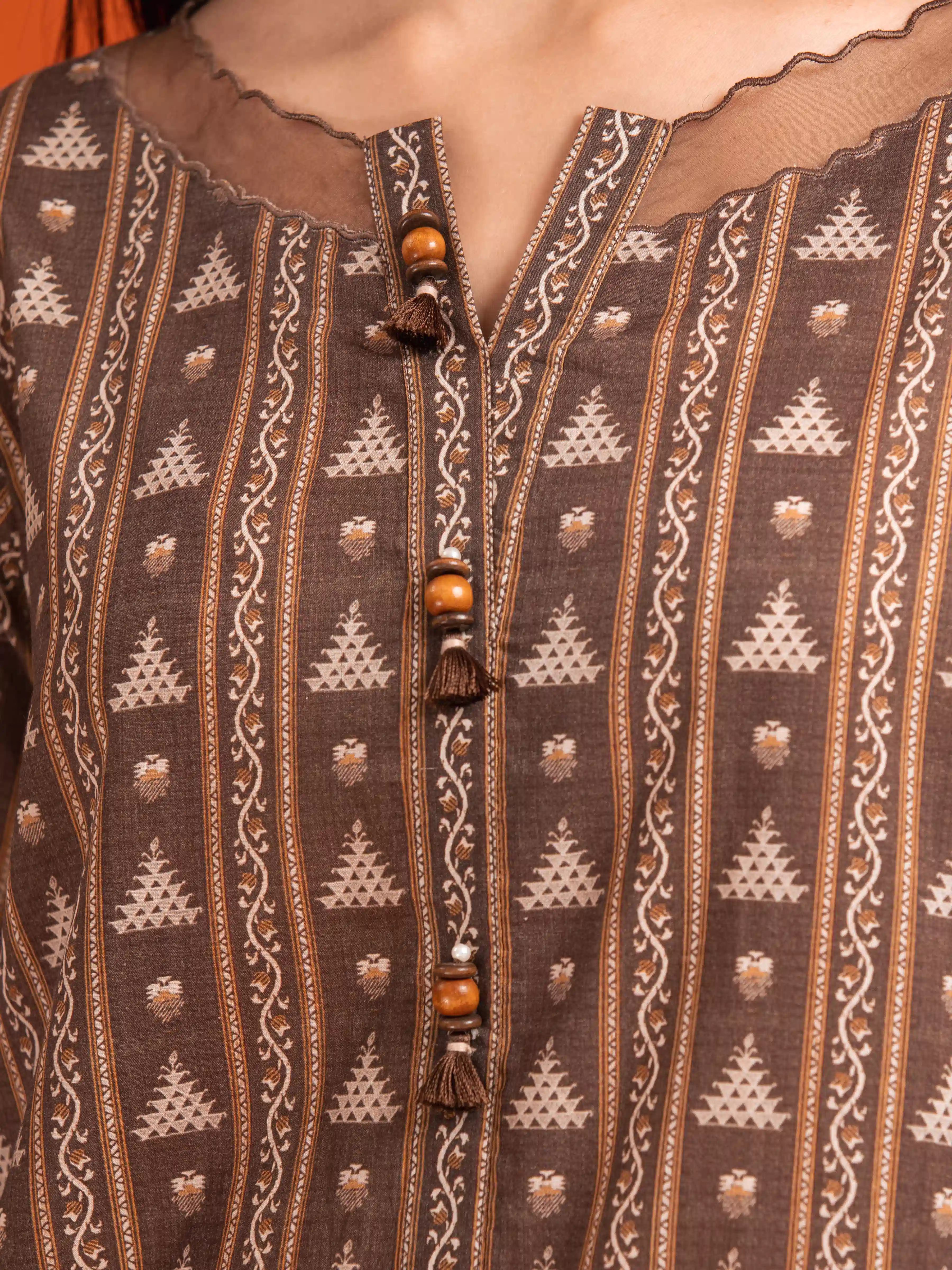Unstitched Printed Khaddar Suit - EWU24A3-27038-3P - Image 3