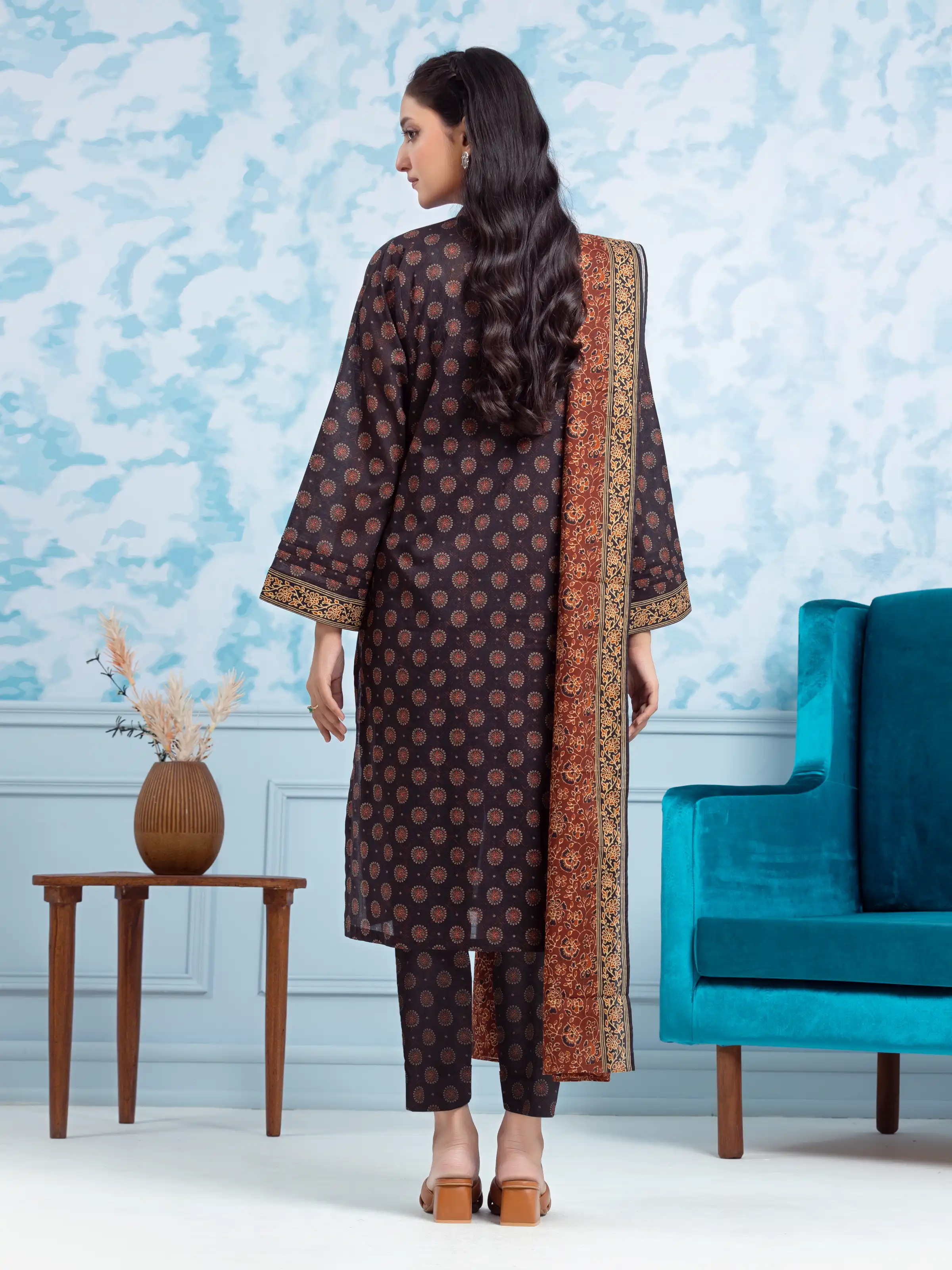 Unstitched Printed Khaddar Suit - EWU24A3-29718-3P - Image 2