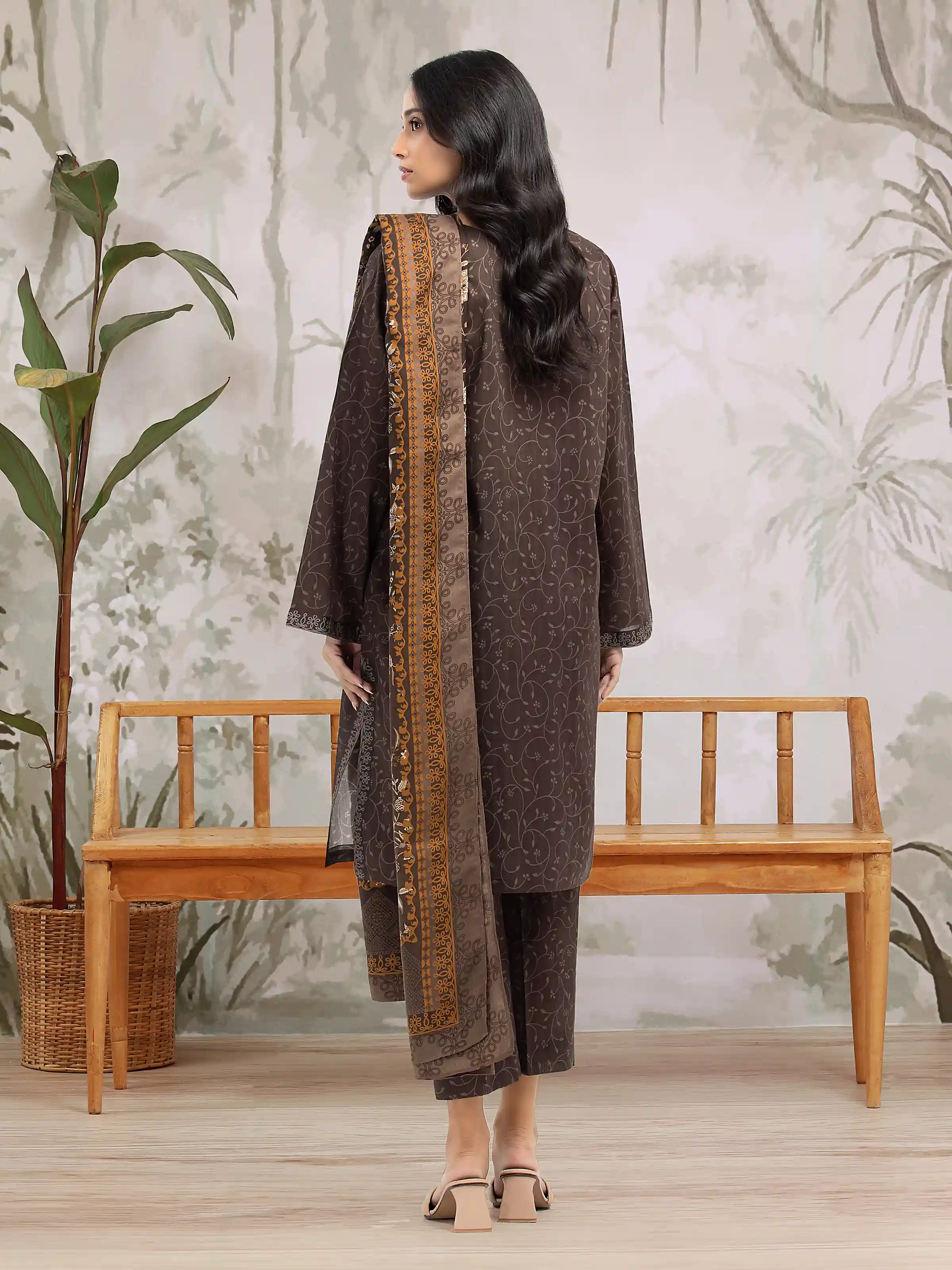 Unstitched Printed Khaddar Suit - EWU24M3-083-3P - Image 2