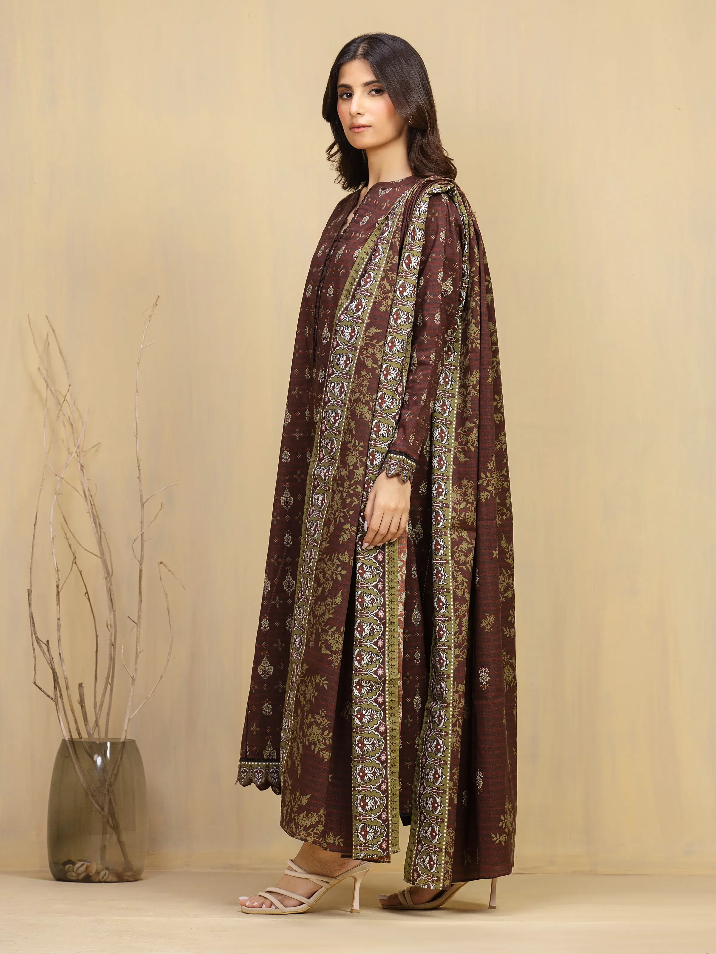 Unstitched Printed Khaddar Suit - EWU5A3-36118-3P - Image 5