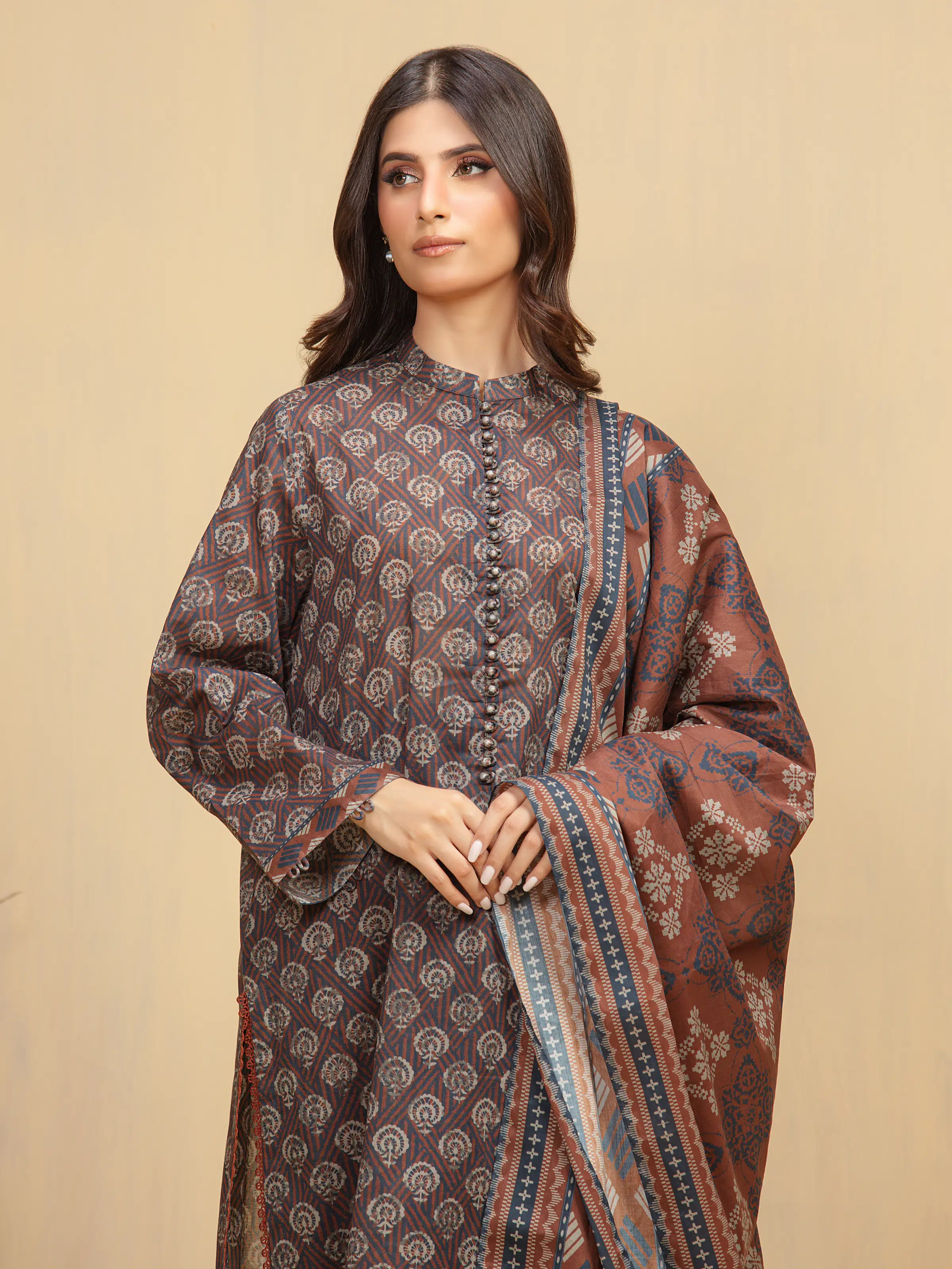 Unstitched Printed Khaddar Suit - EWU5A3-36127-3P - Image 2