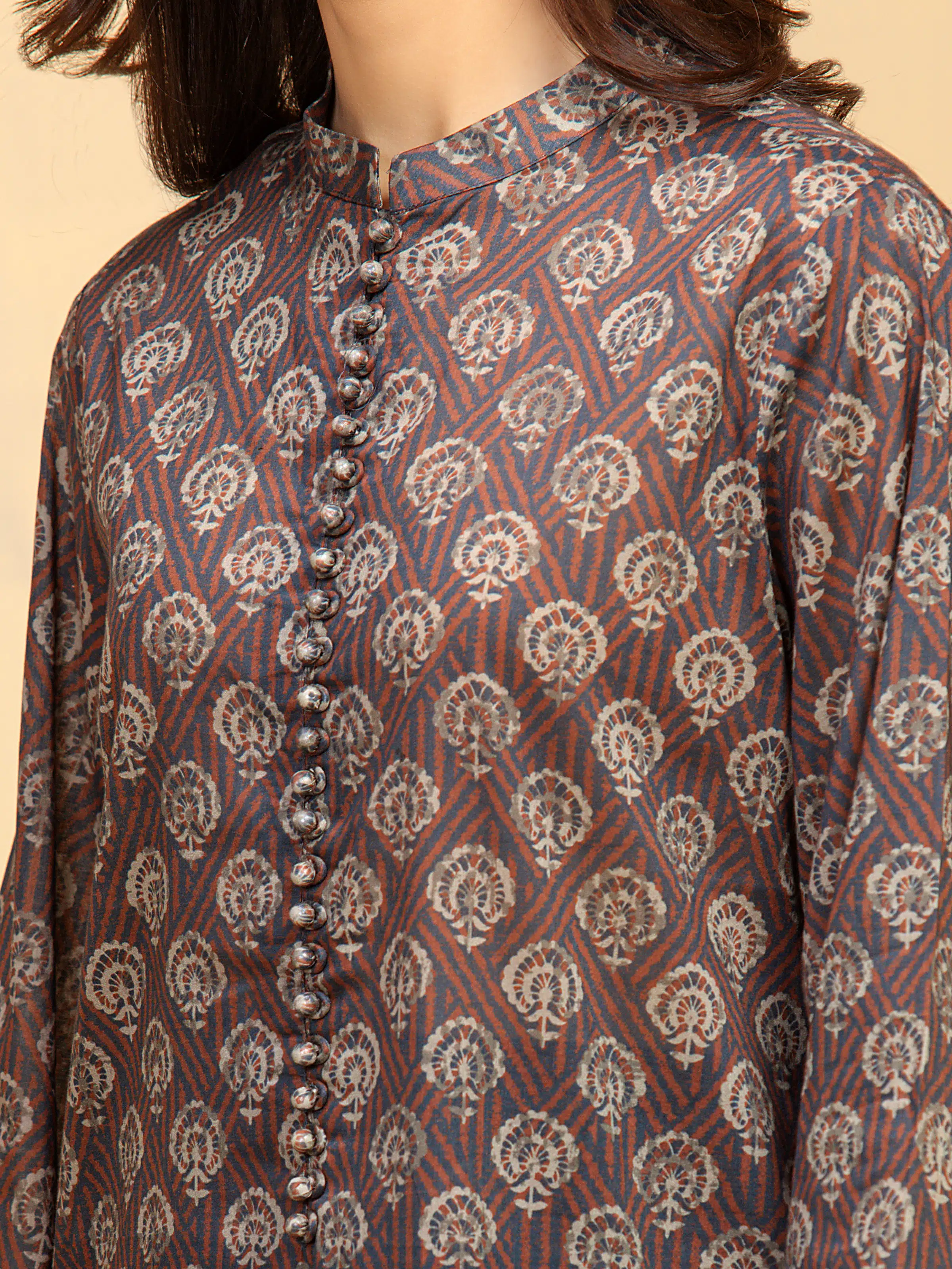 Unstitched Printed Khaddar Suit - EWU5A3-36127-3P - Image 3