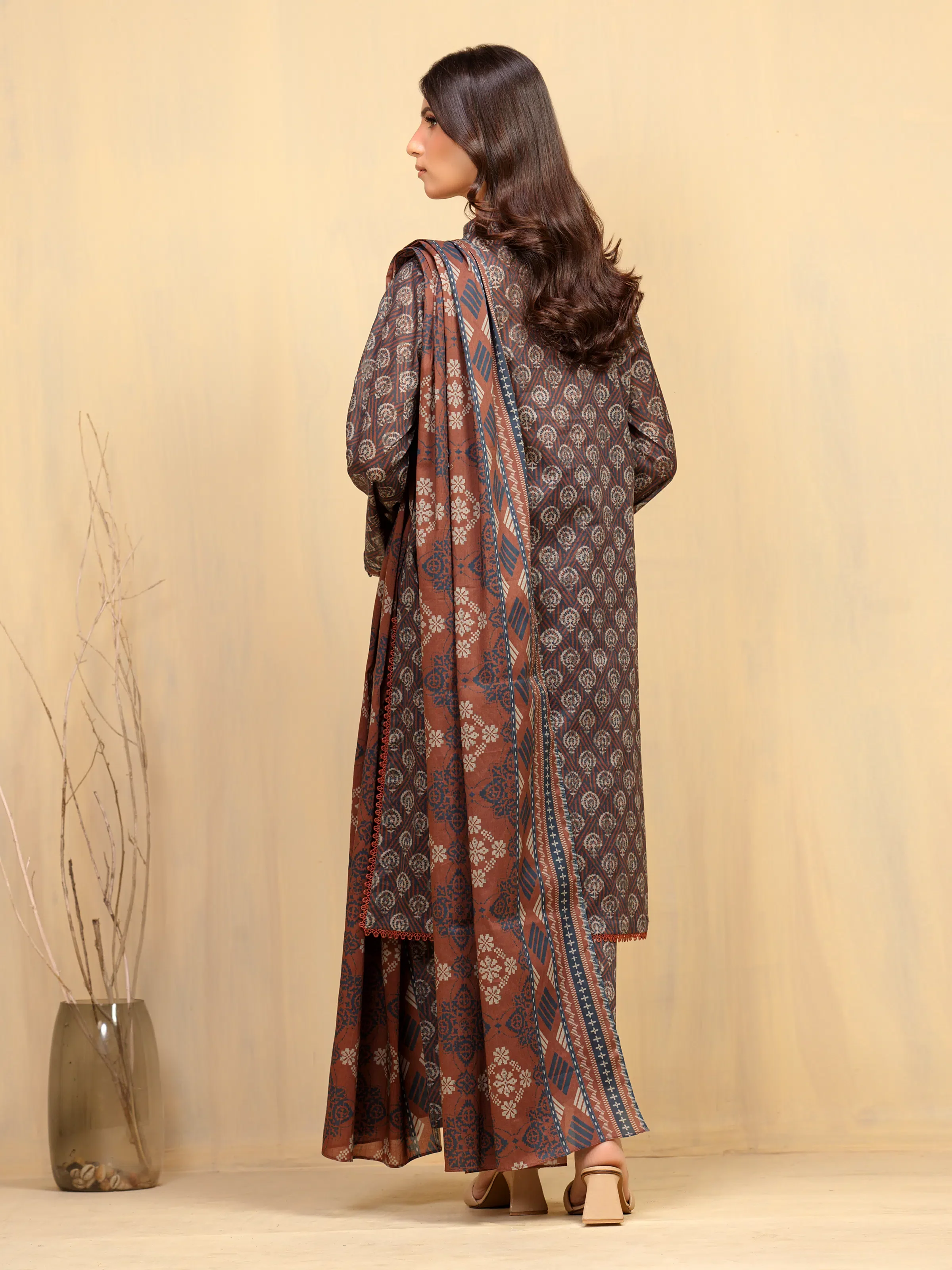 Unstitched Printed Khaddar Suit - EWU5A3-36127-3P - Image 6