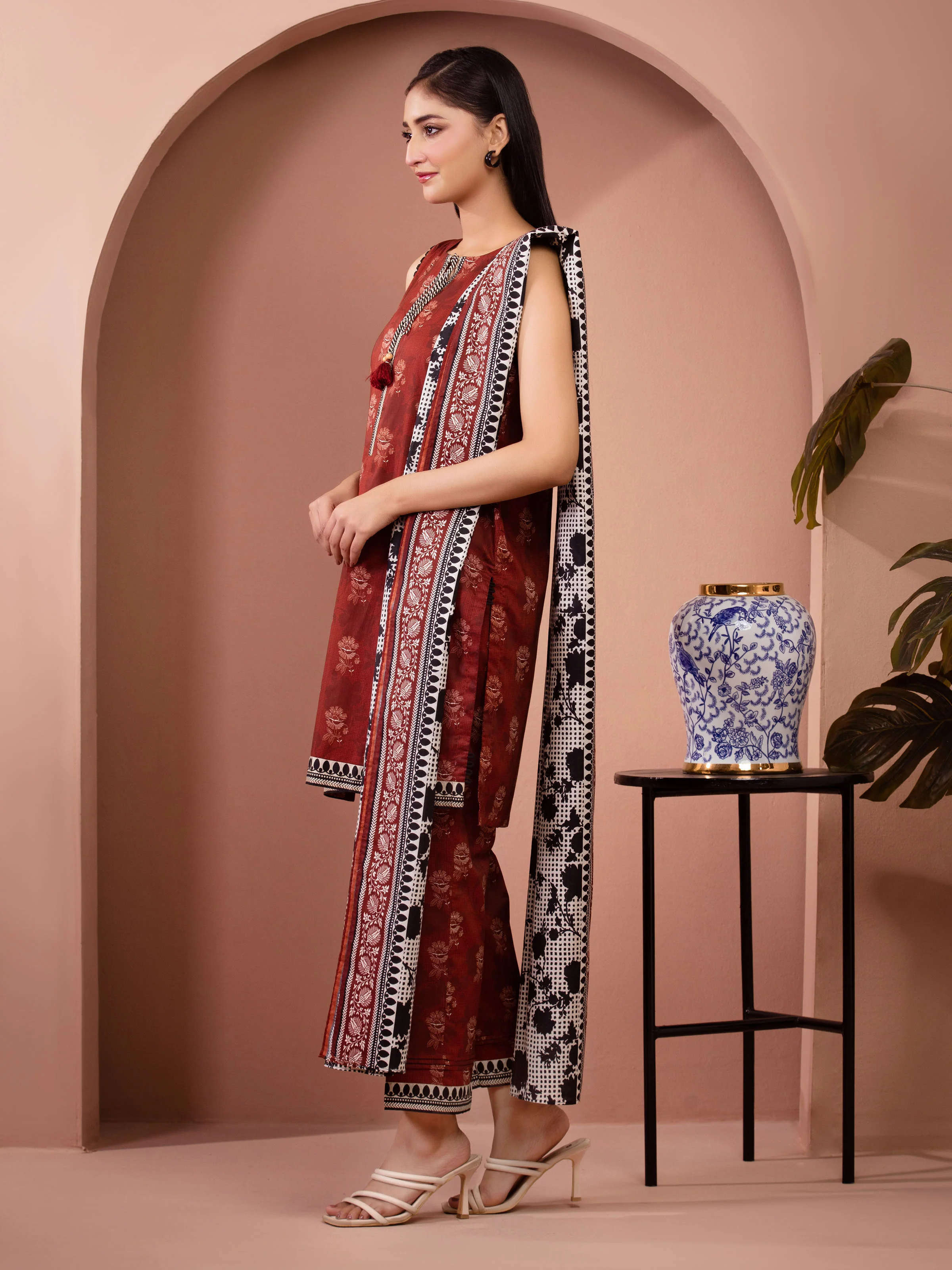 Unstitched Printed Lawn Suit - EWU5A1-35254-3P - Image 4