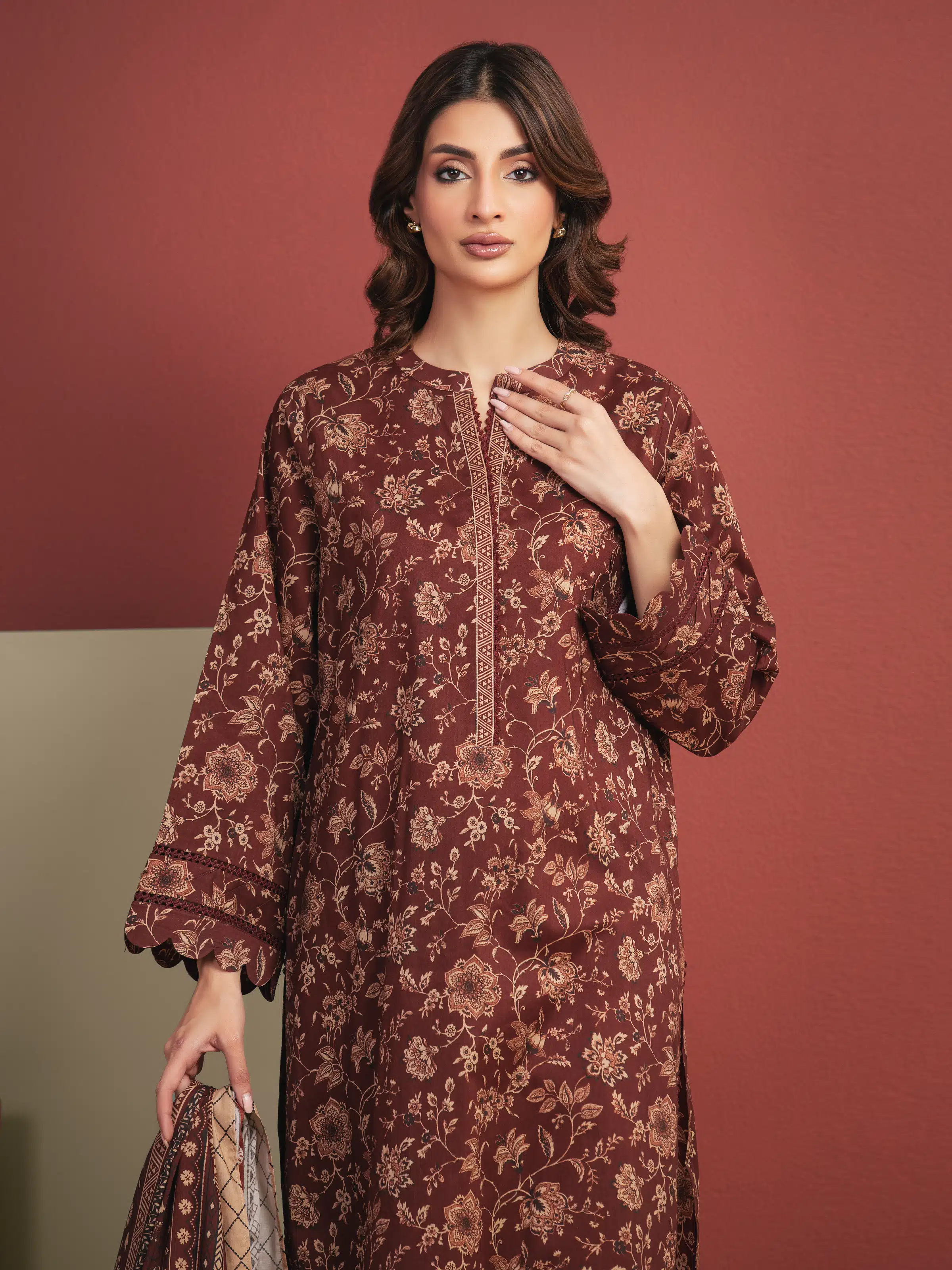 Unstitched Printed Lawn Suit - EWU5A1-35650-3P - Image 2