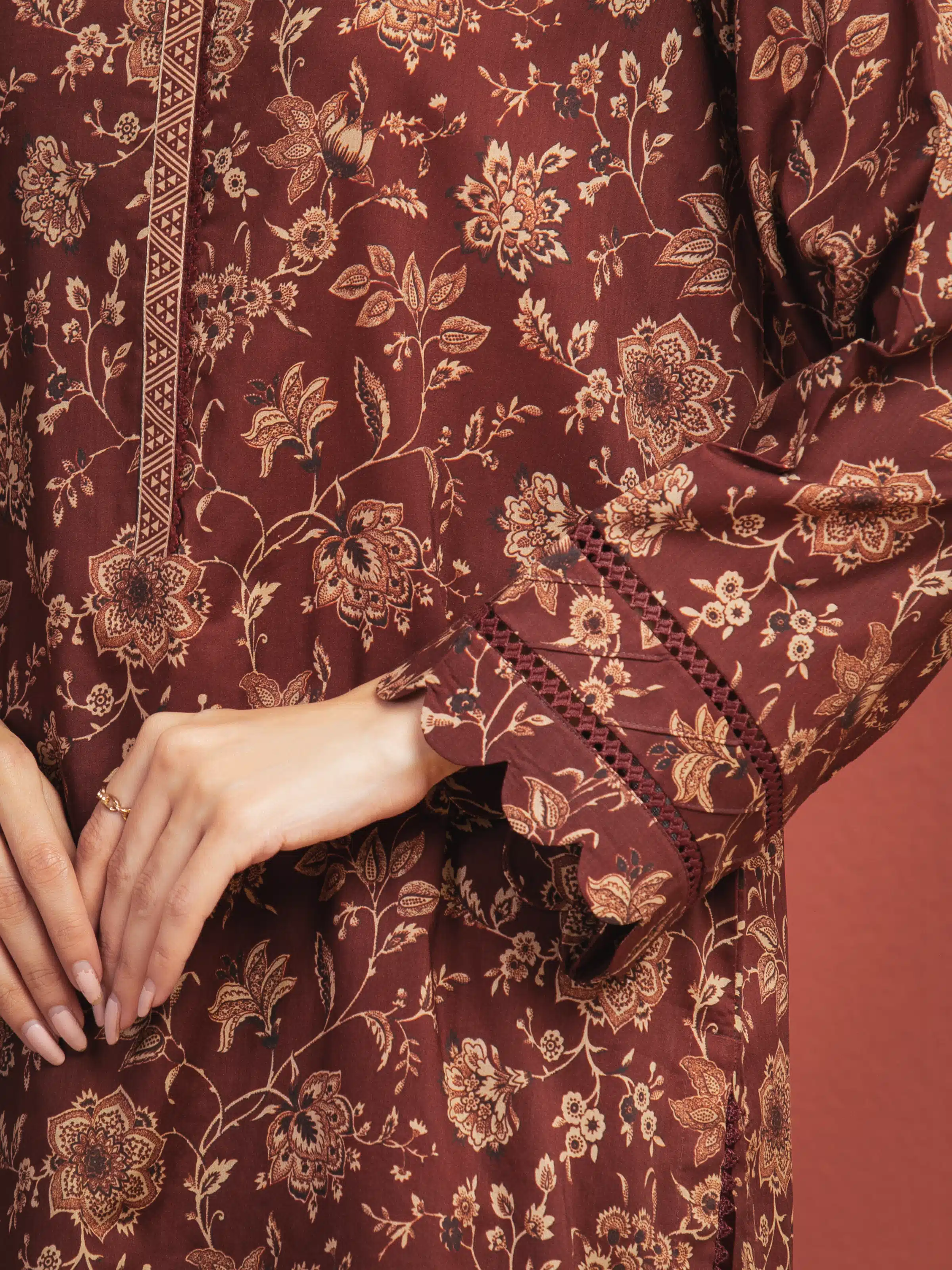 Unstitched Printed Lawn Suit - EWU5A1-35650-3P - Image 4