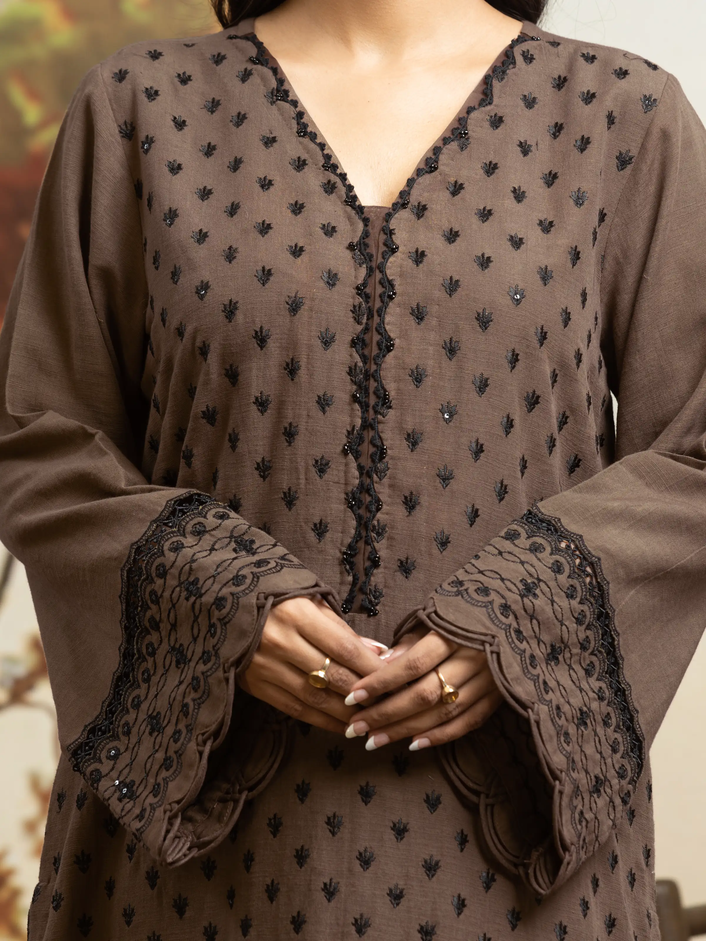 Unstitched Embroidered Khaddar Suit - EWU24V11-30306-3P - Image 4