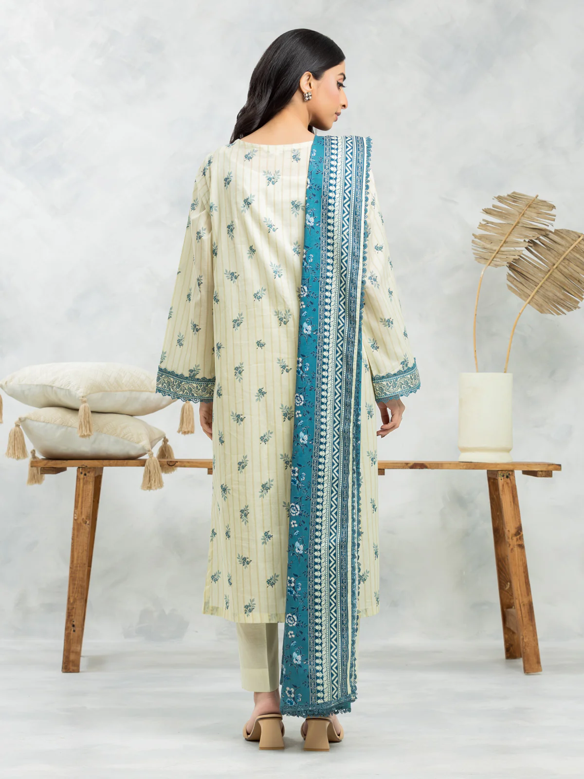 Unstitched Printed Lawn Shirt Dupatta - EWU24A1-29471SD - Image 4