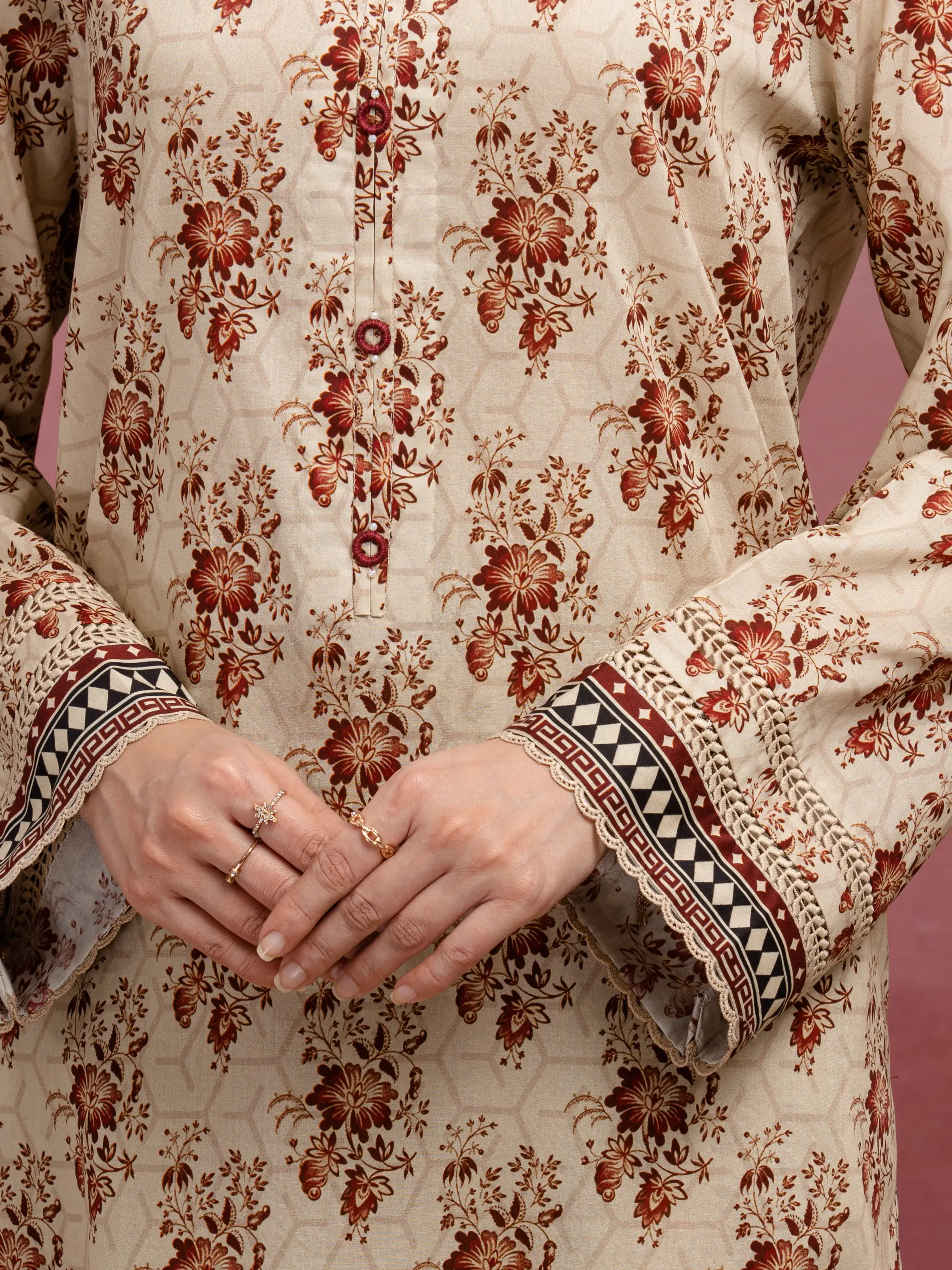 Unstitched Printed Lawn Suit - EWU5A1-35047-3P - Image 4