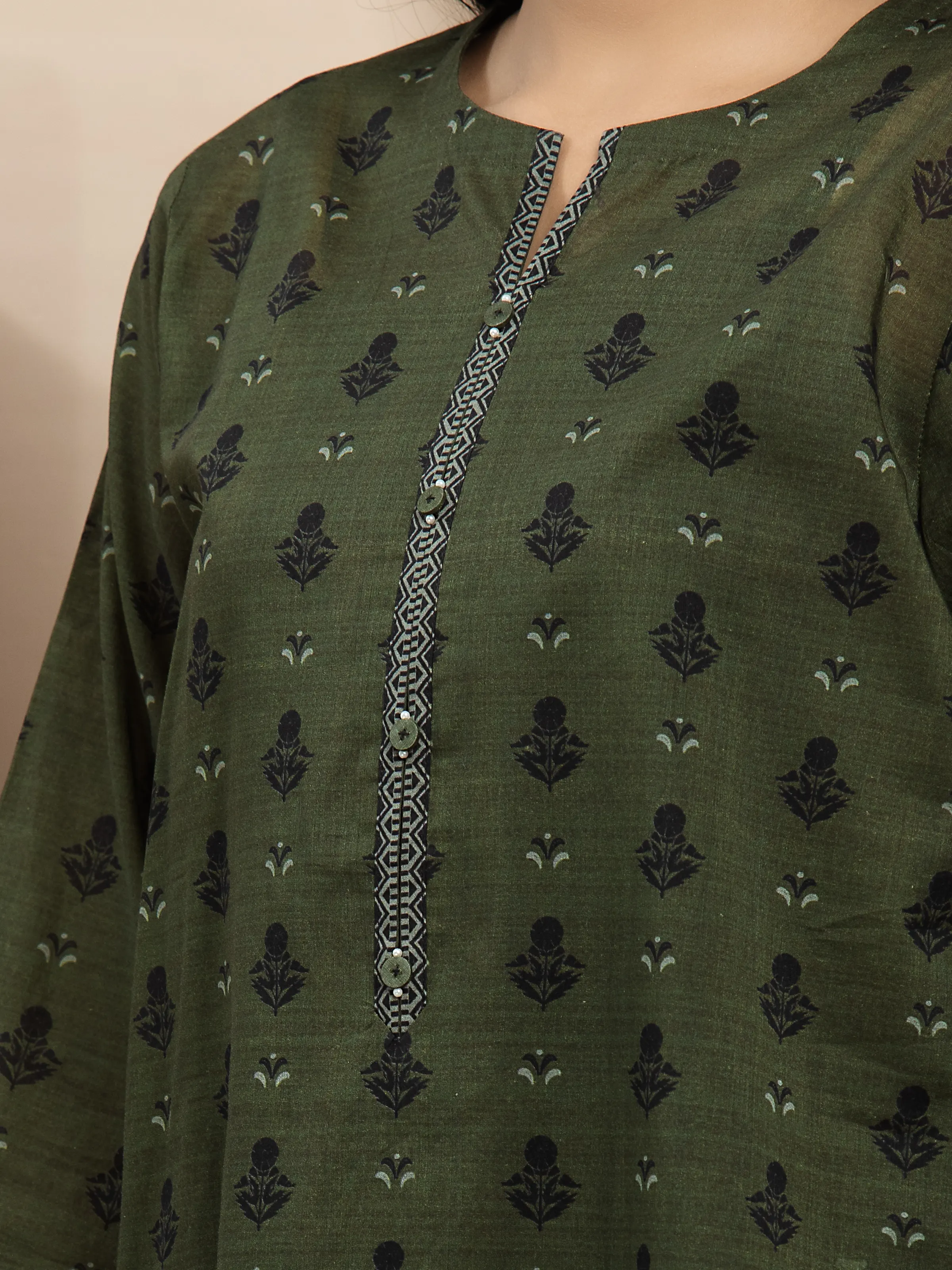 Unstitched Printed Khaddar Suit - EWU24A3-29833-3P - Image 5