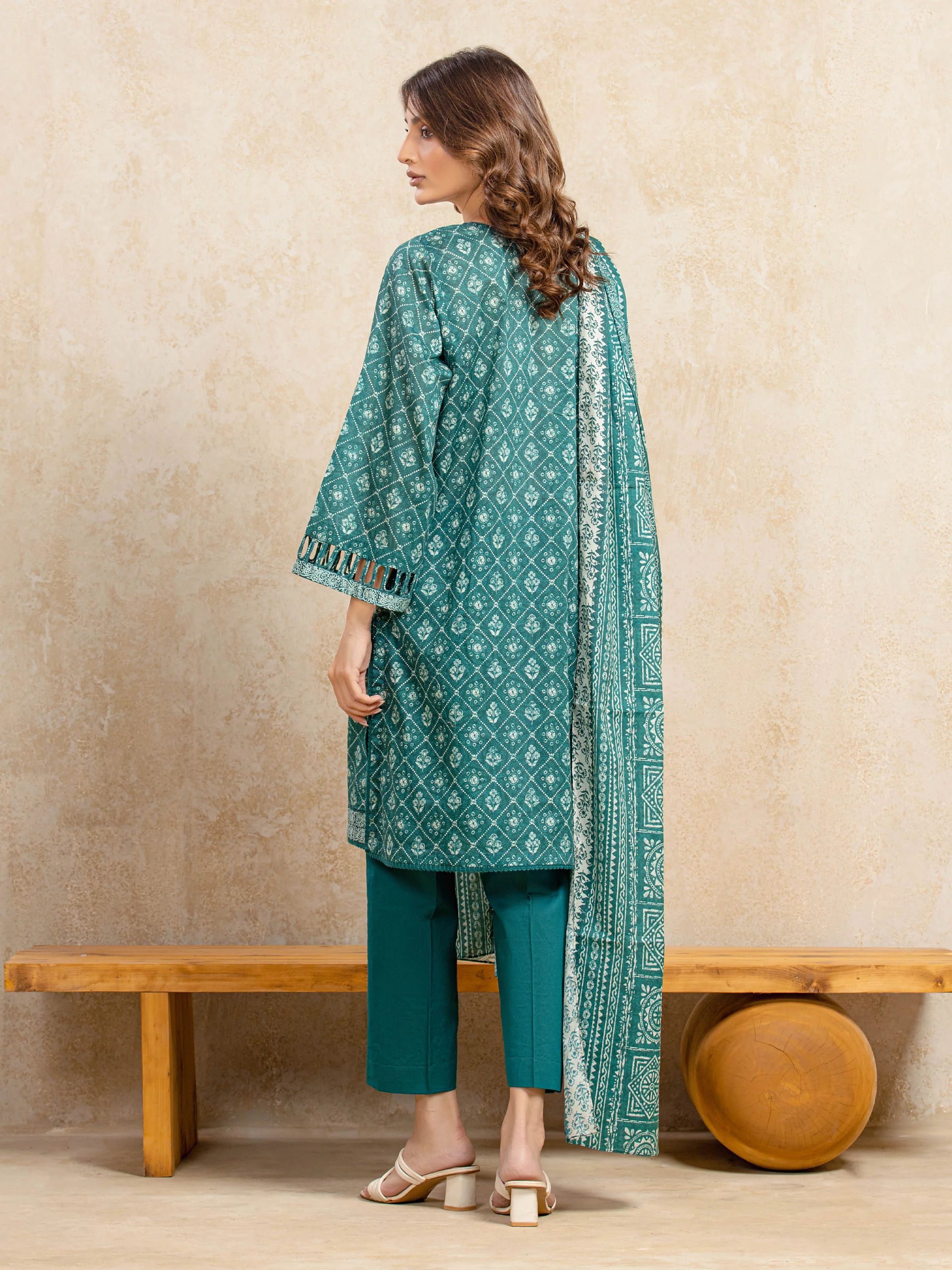 Unstitched Printed Khaddar Suit - EWU5A3-35982-3P - Image 6