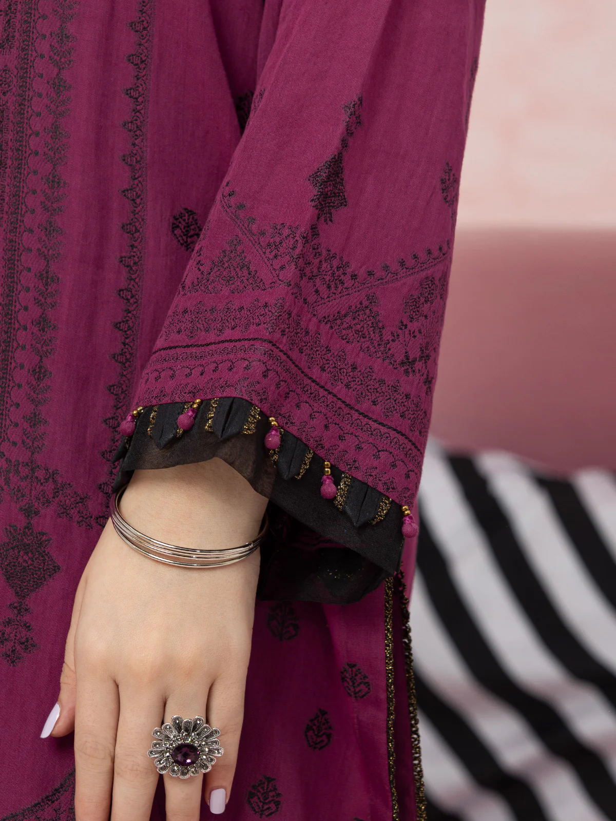 Unstitched Embroidered Jacquard Shirt Dupatta - EWU24V3-26620SD - Image 6