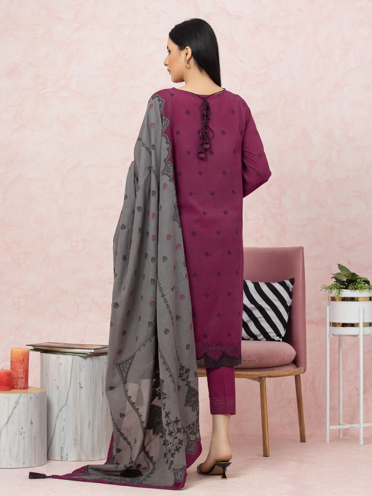 Unstitched Embroidered Jacquard Shirt Dupatta - EWU24V3-26620SD - Image 7